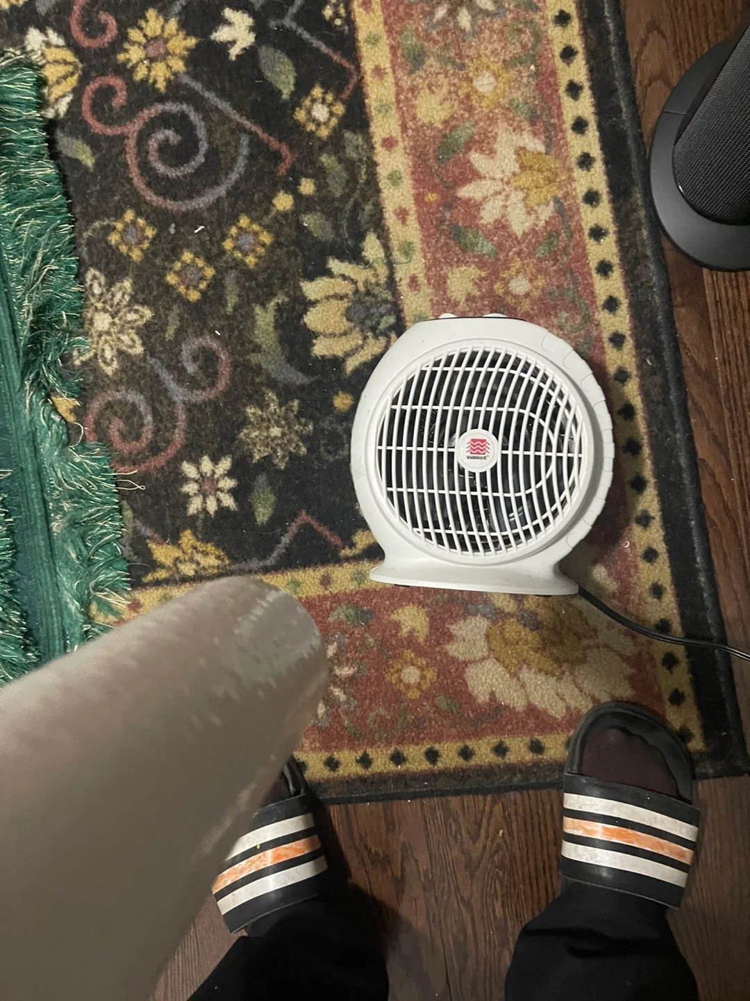 Small Personal Oscillating Heater image indicator(3)