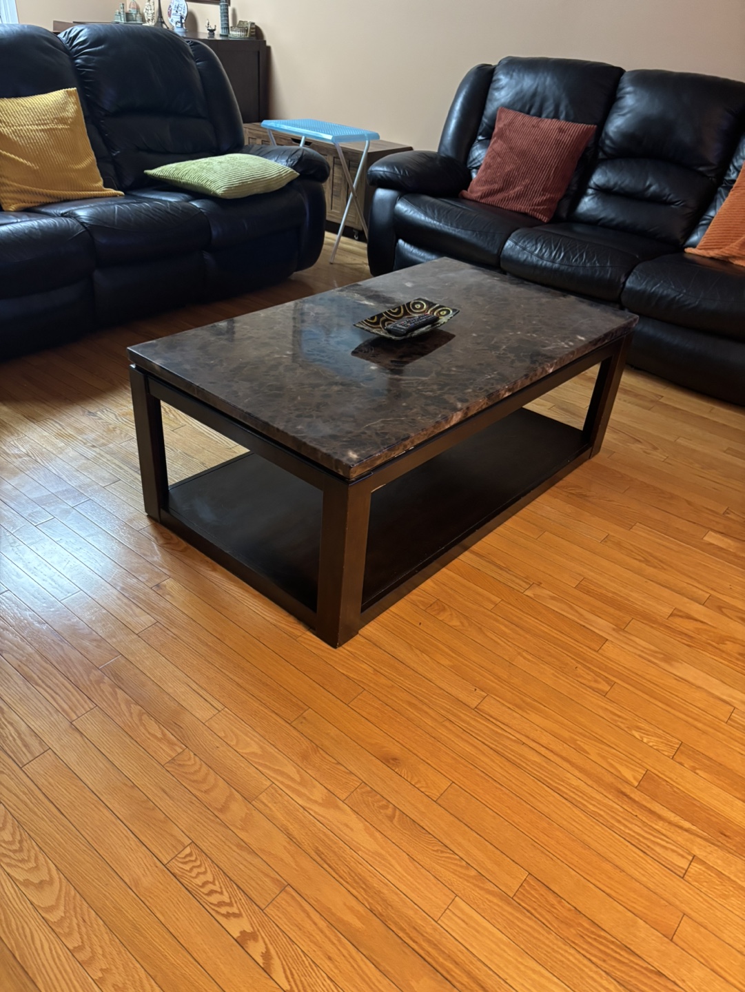 Dark brown marble top coffee table - photo 3