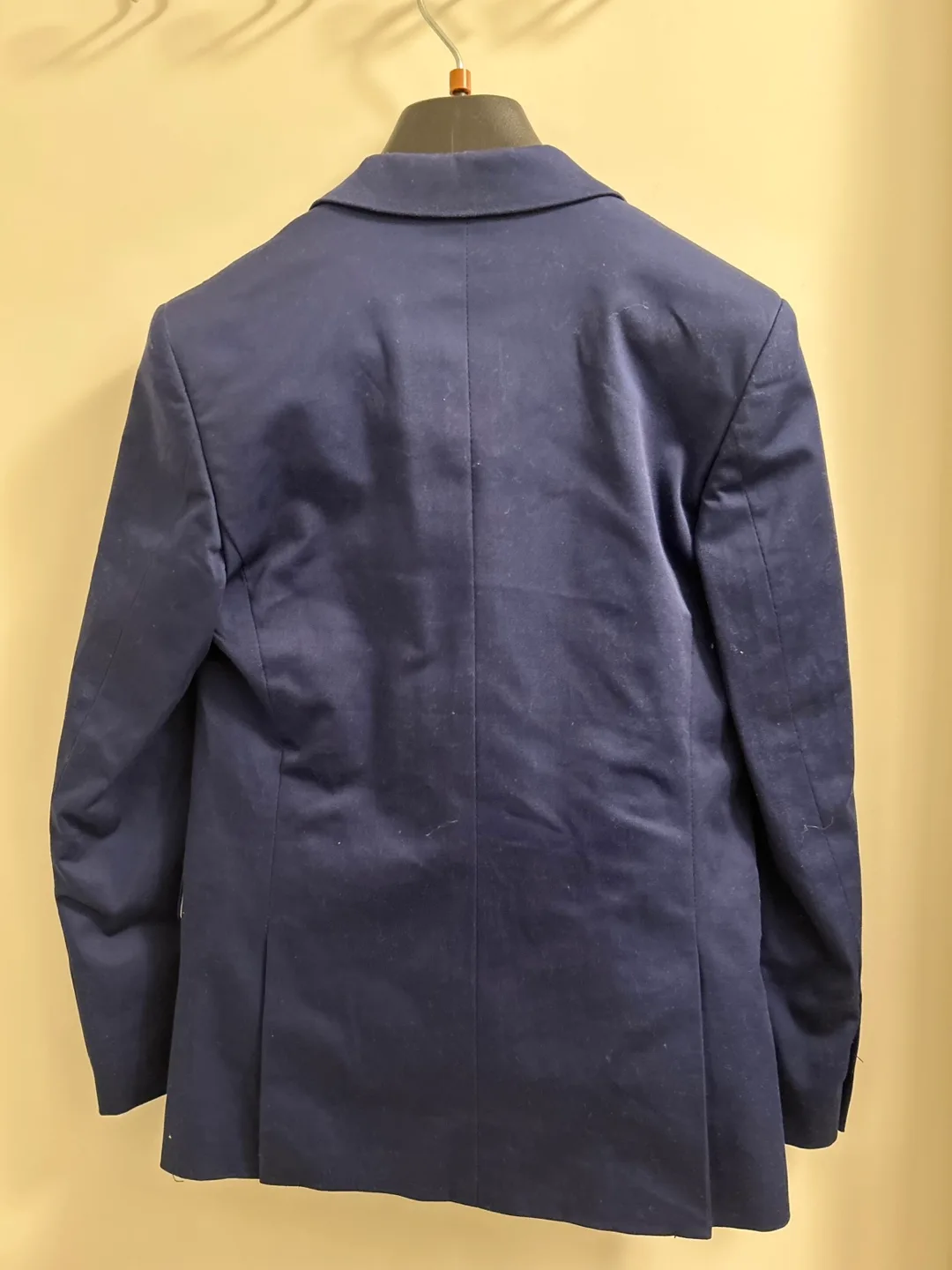 Isaac Mizrahi Boys' Navy Blazer, Size 8 image indicator(2)