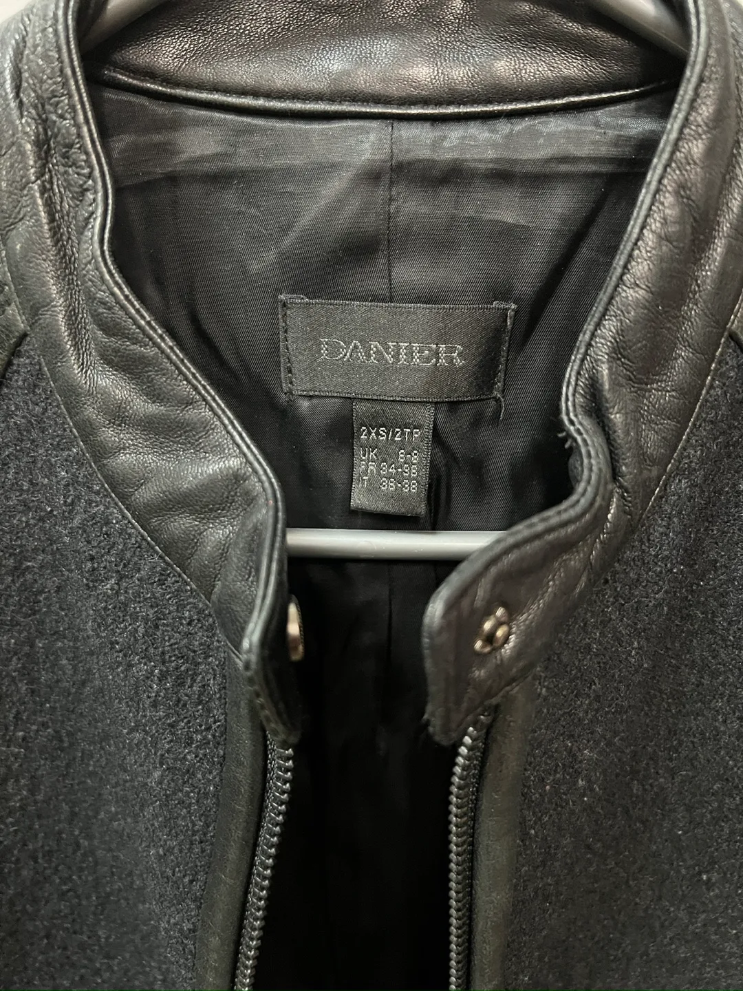Danier Black Leather & Wool Jacket - Size 2XS image indicator(2)