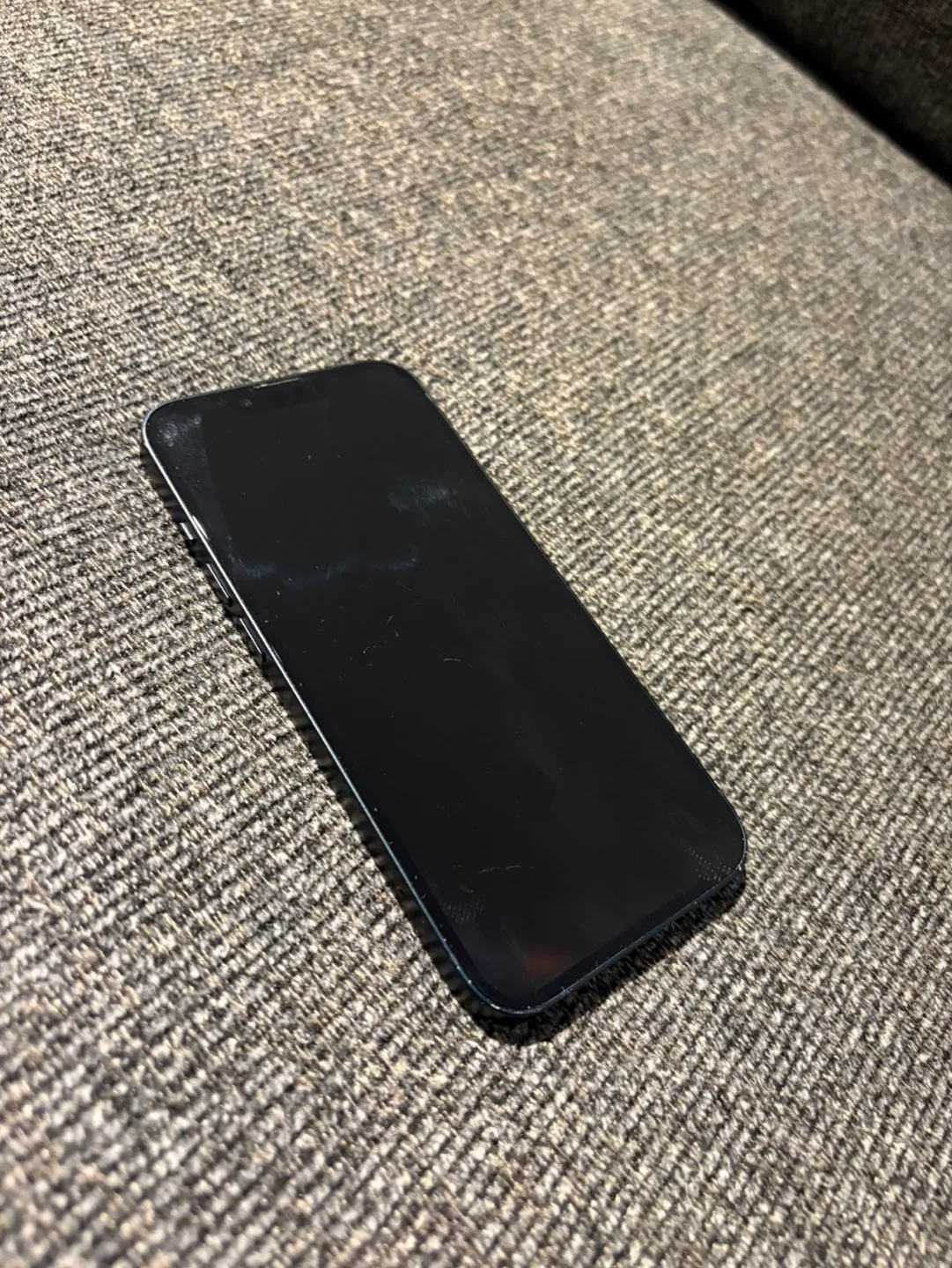 iPhone 13 Midnight Blue - 128GB - Used image indicator(2)