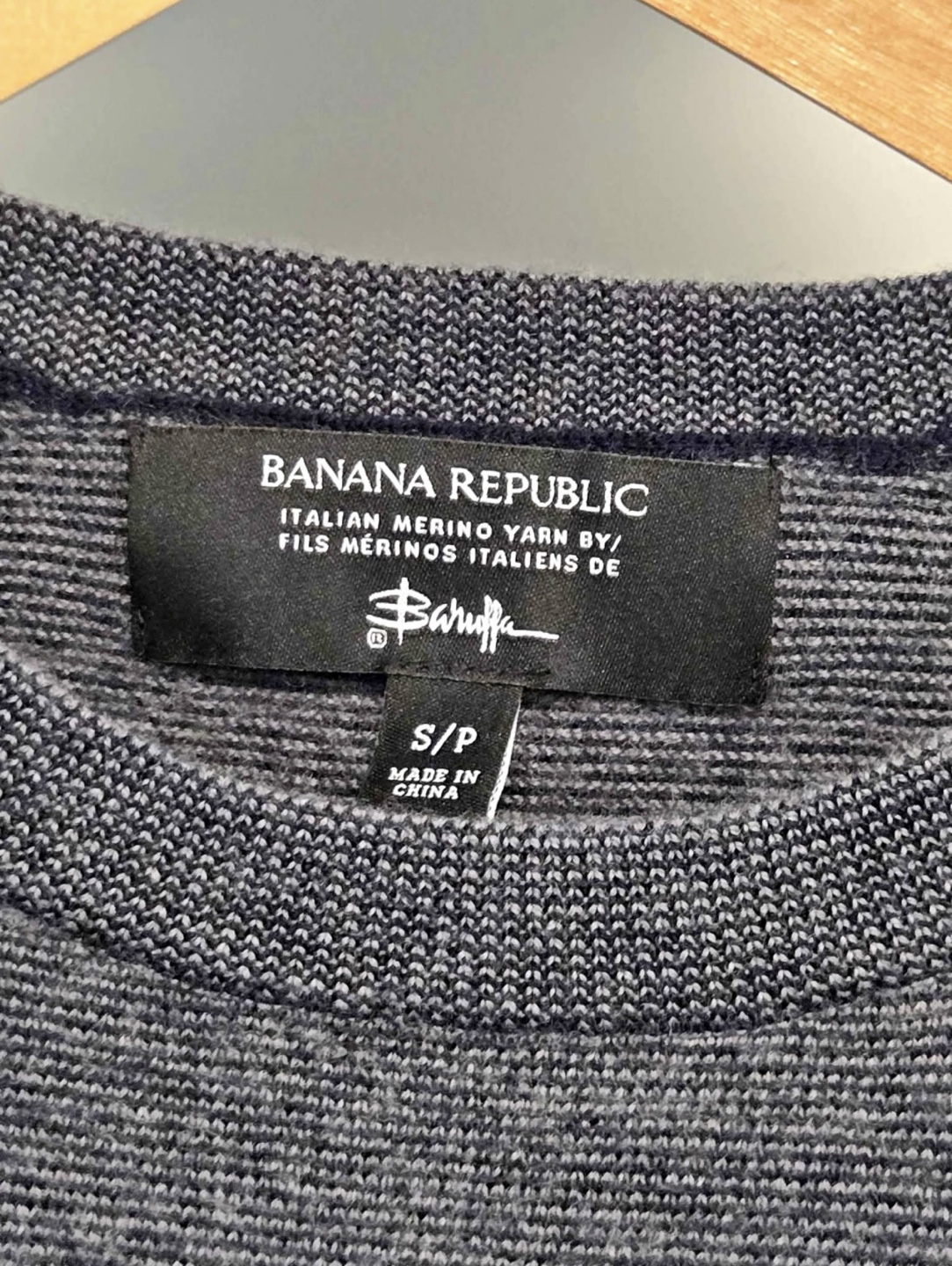 Banana Republic Merino Wool Sweater - Size Small