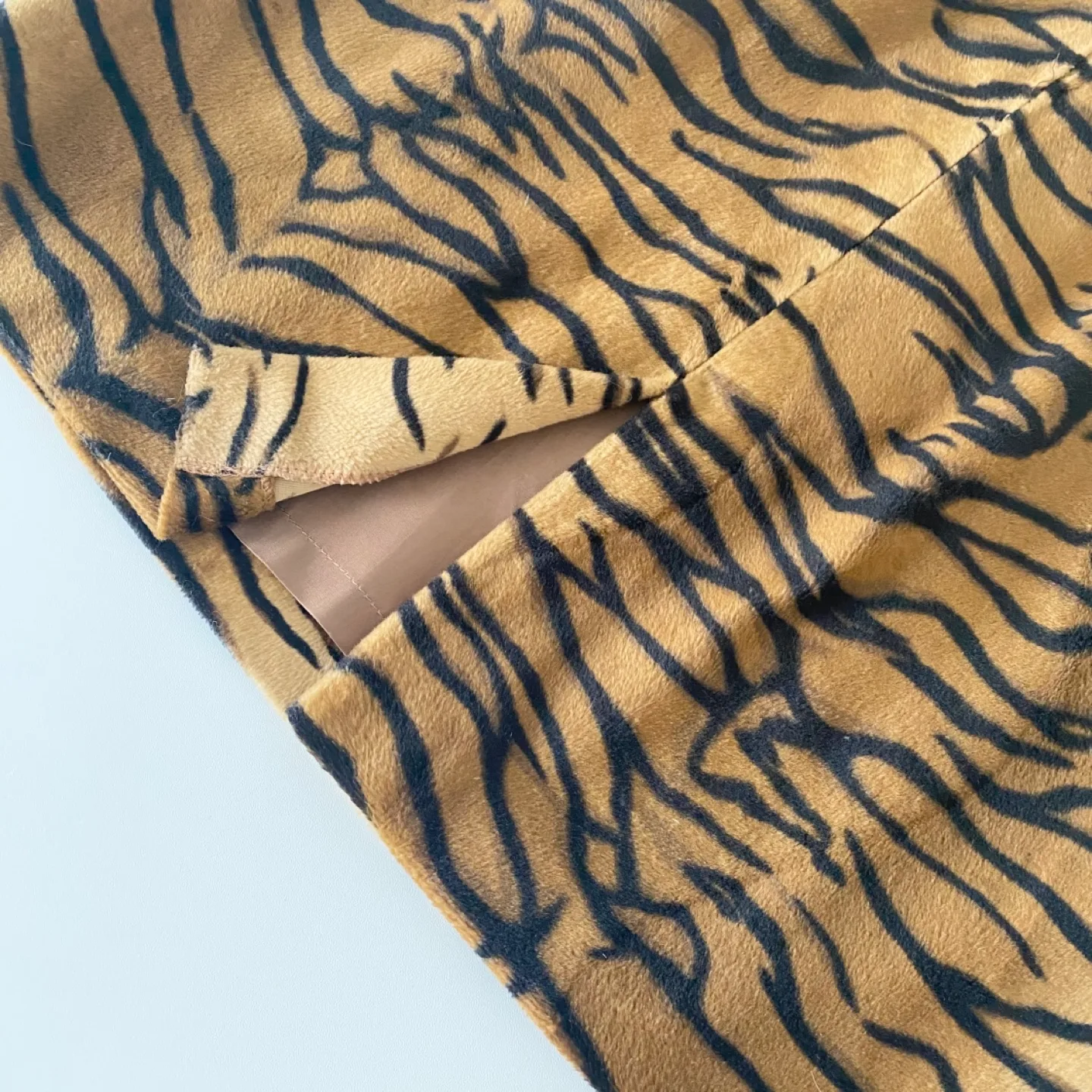 Y2K Velveteen Tiger Print Mini Skirt image indicator(4)