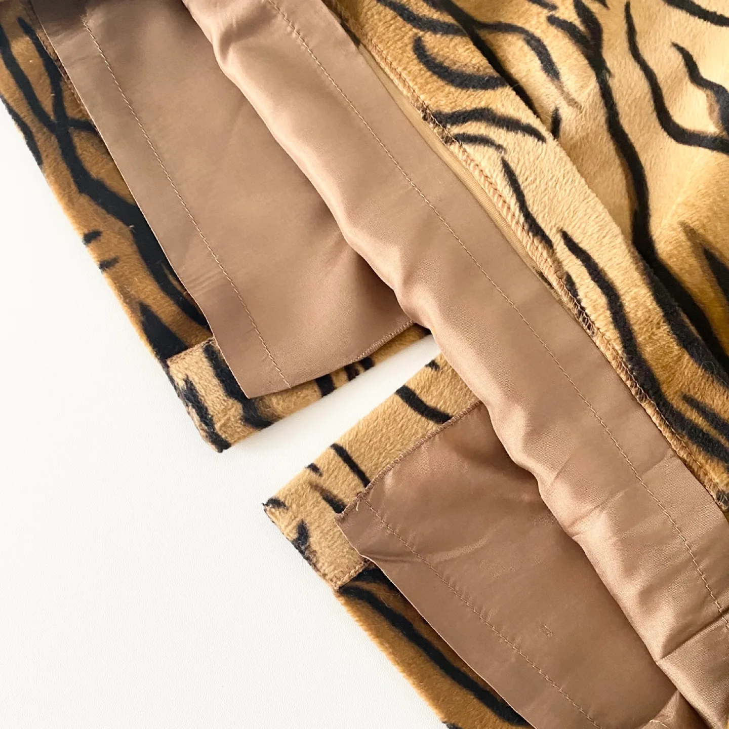 Y2K Velveteen Tiger Print Mini Skirt image indicator(5)