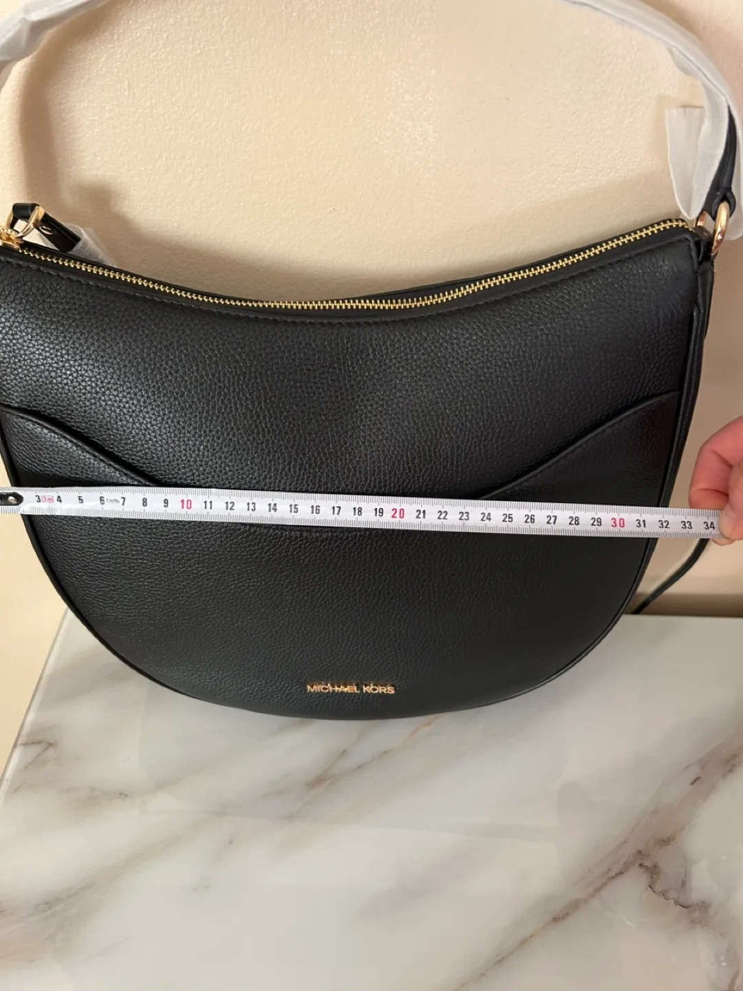 Michael Kors Dover Half Moon Shoulder Bag - Black Leather image indicator(7)
