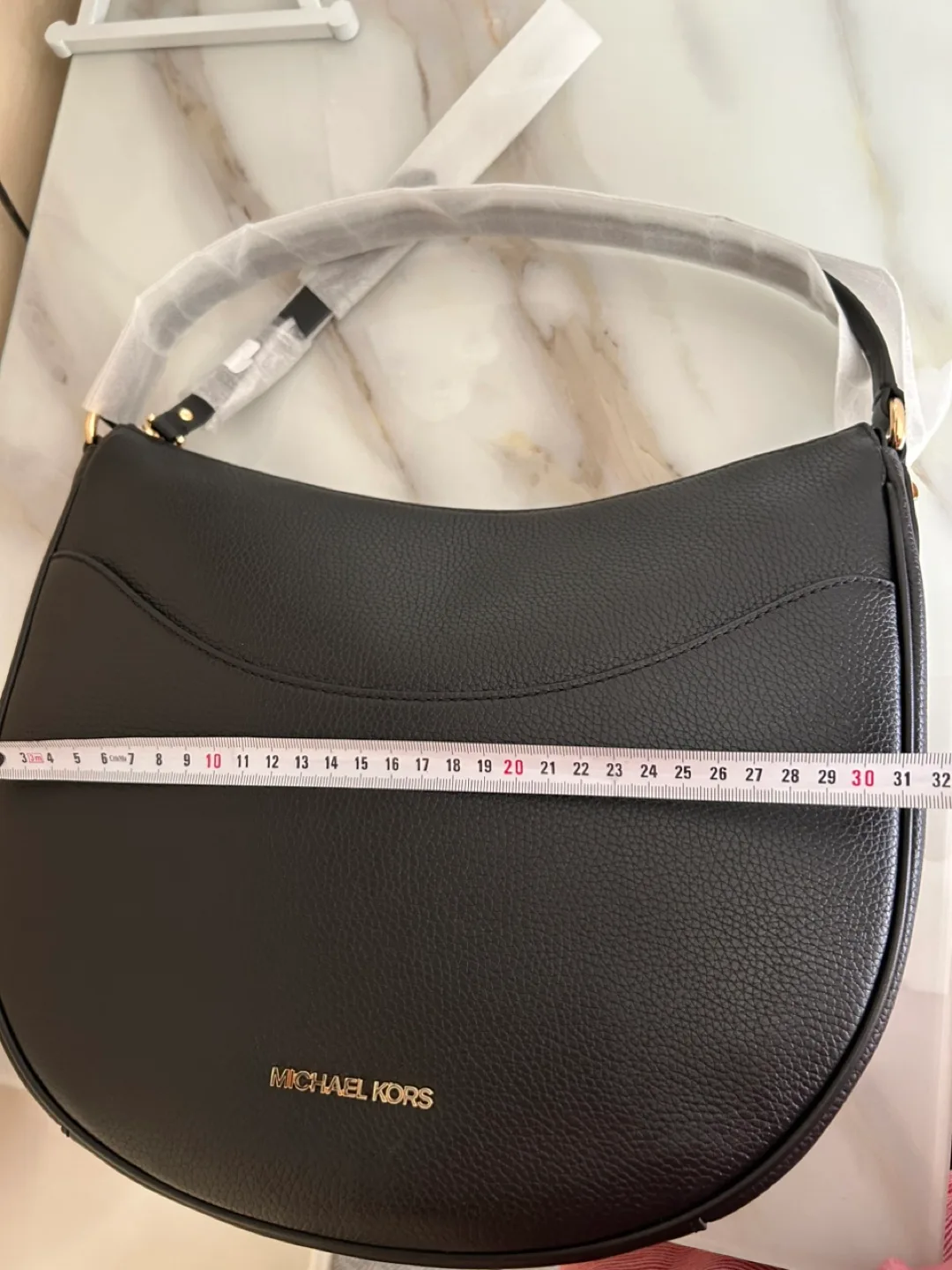Michael Kors Dover Half Moon Shoulder Bag - Black Leather image indicator(8)