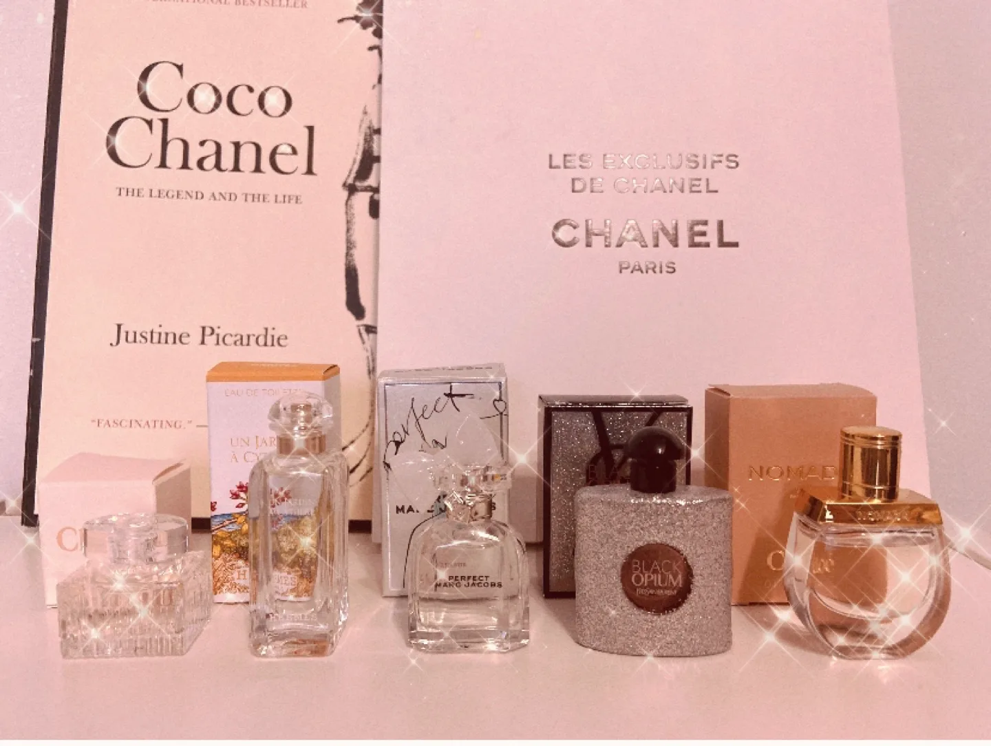 Miniature women’s Perfume Set thumbnail