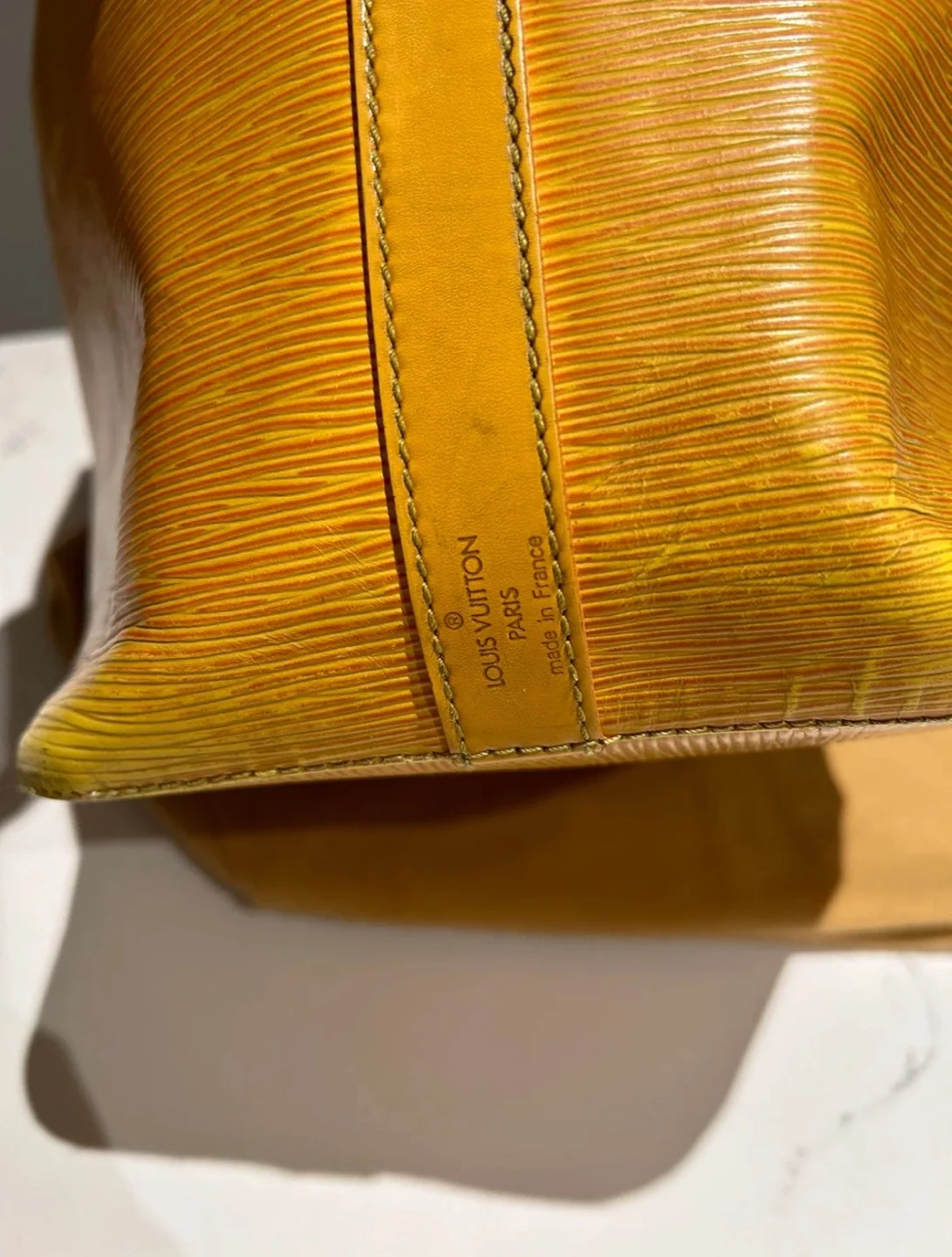 Louis Vuitton Epi Leather Bucket Bag image indicator(8)