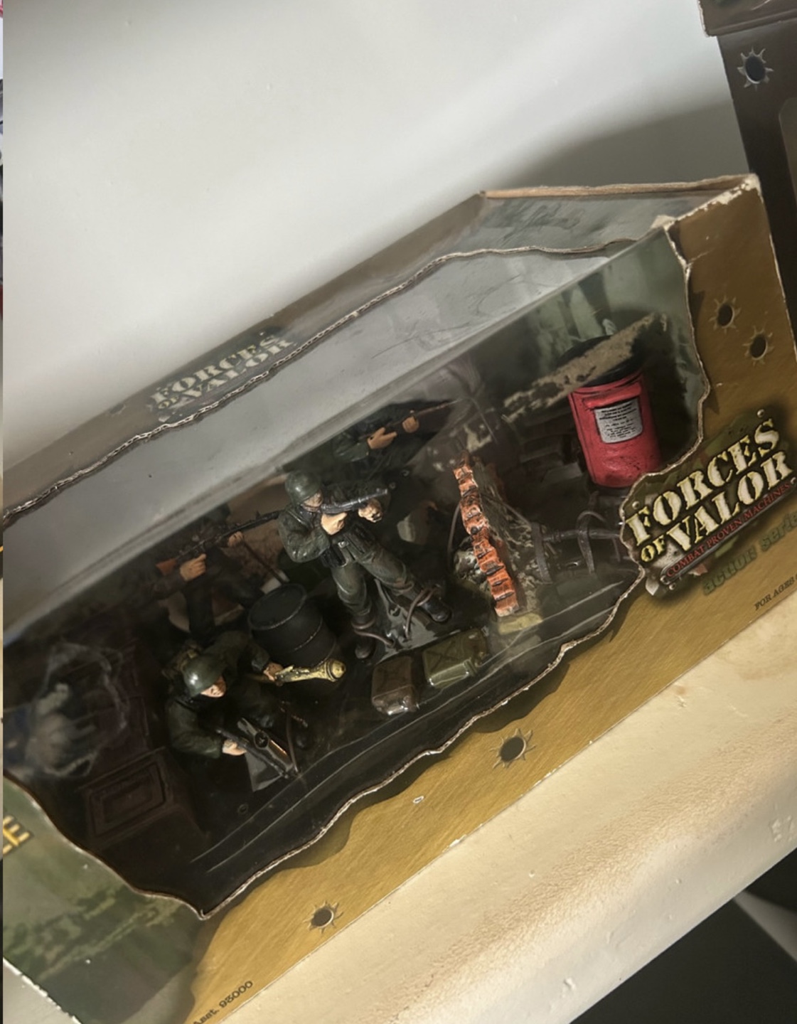 Collectible Military Dioramas and Model Vehicles - photo 3