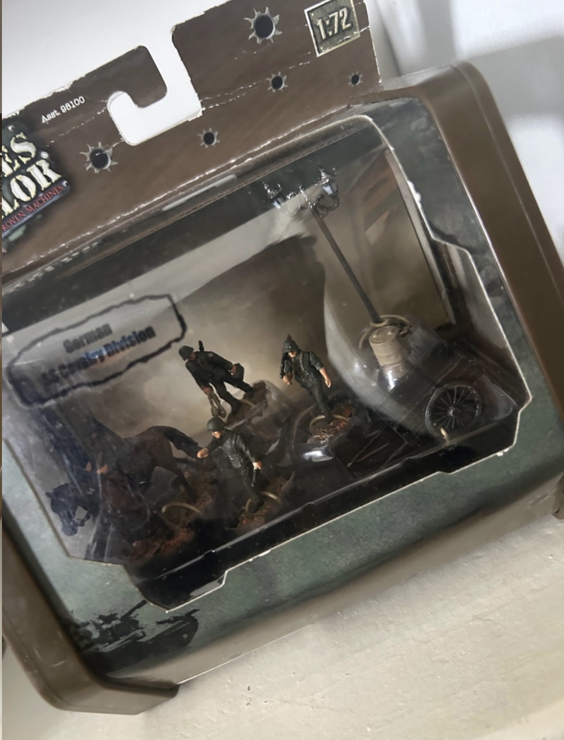 Collectible Military Dioramas and Model Vehicles - photo 5