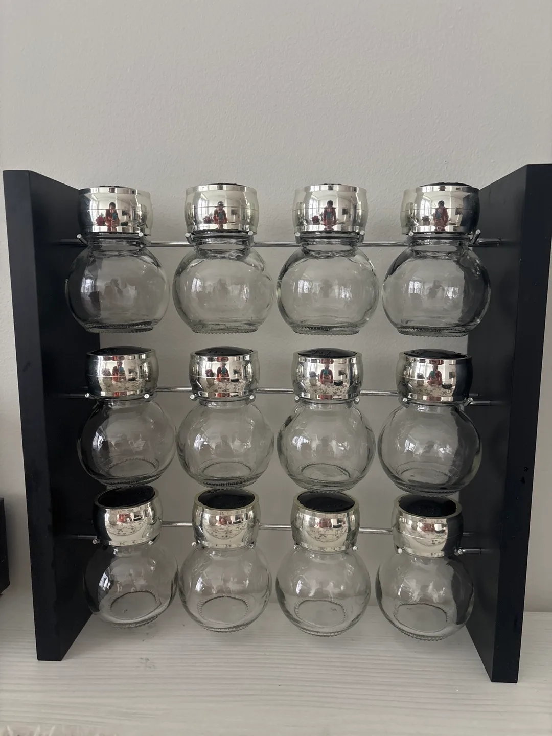 Twelve-Jar Glass Spice Rack Organizer