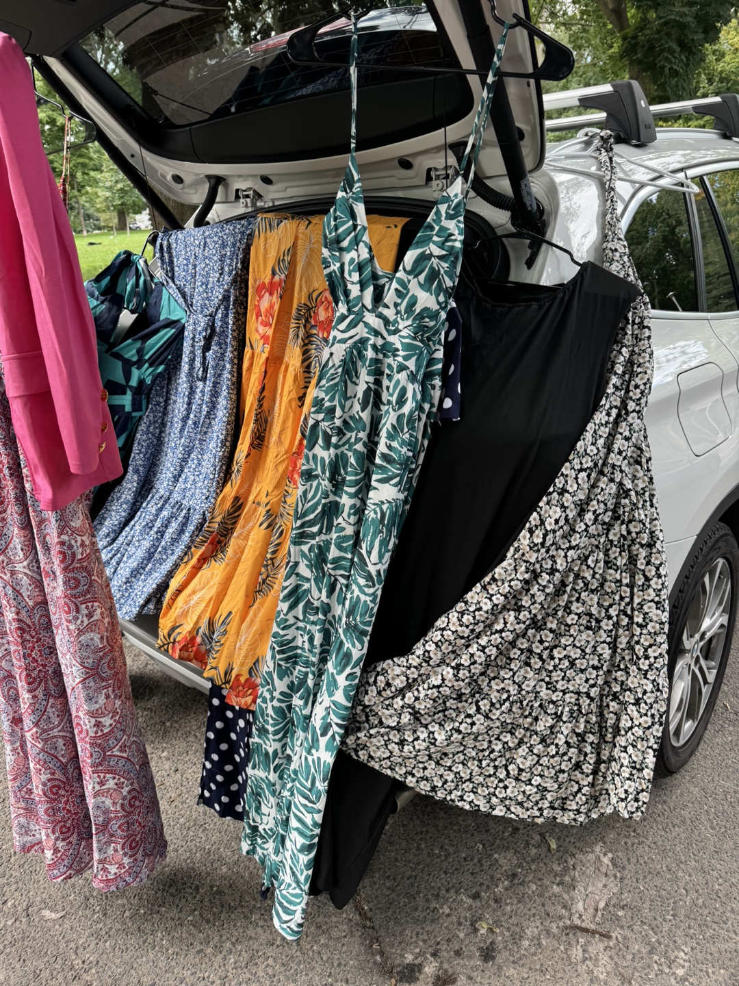 Women's Clothing & Accessories Bundle - photo 4