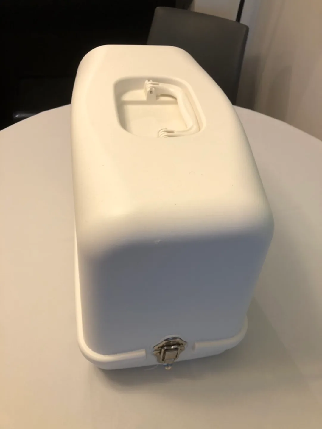 Singer Heavy Duty Sewing Machine with Hard Case image indicator(5)