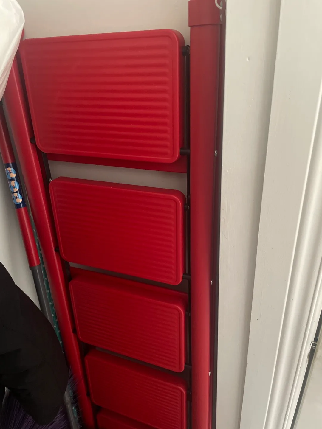 JIOSCOPE Red 5-Step Folding Step Ladder image indicator(2)