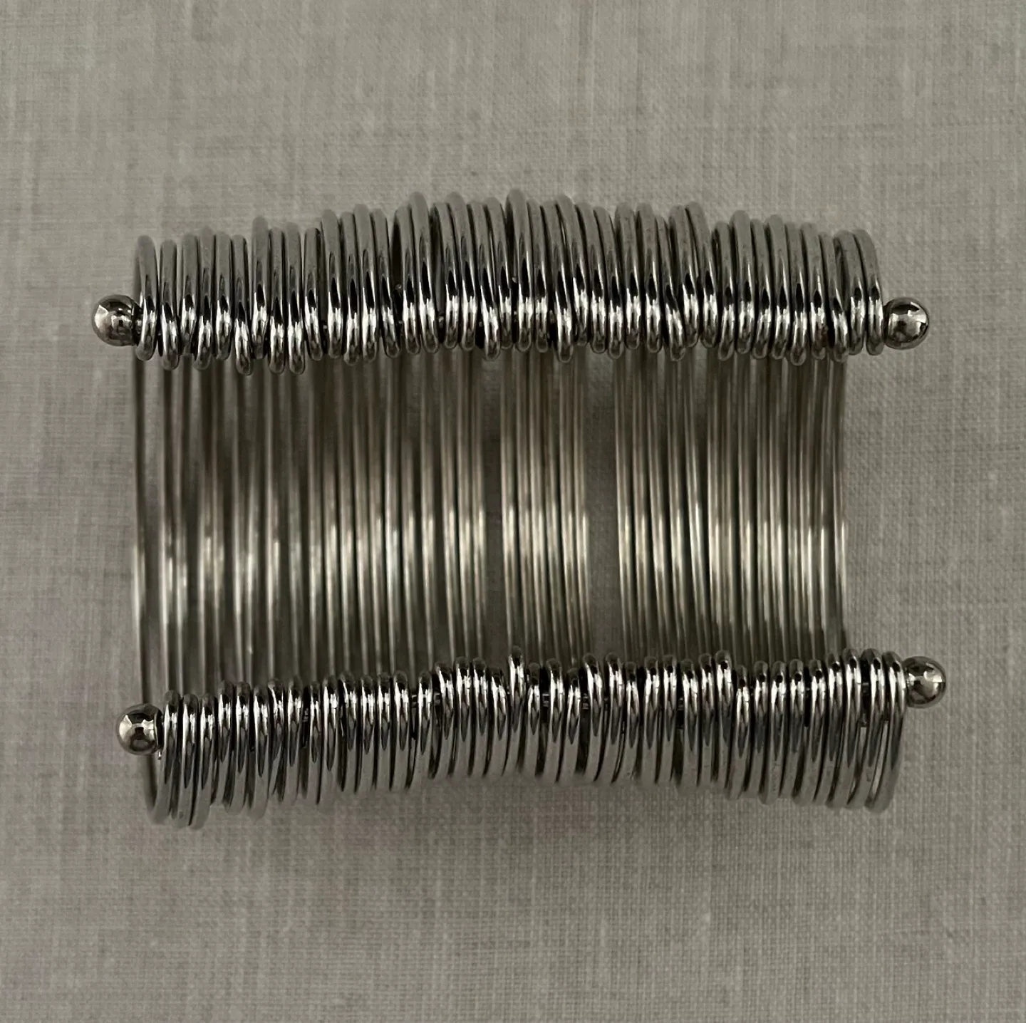 Silver Tone Metal Bangles Bracelet image indicator(3)