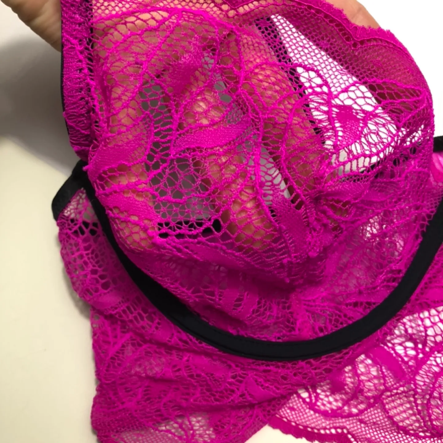 La Senza Pink Lace Bralette Size L image indicator(4)