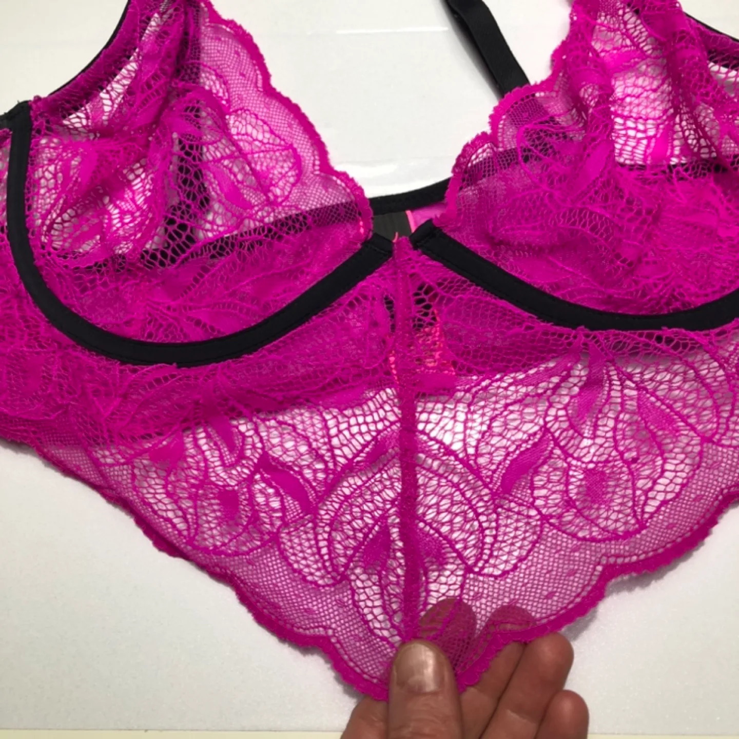 La Senza Pink Lace Bralette Size L image indicator(3)
