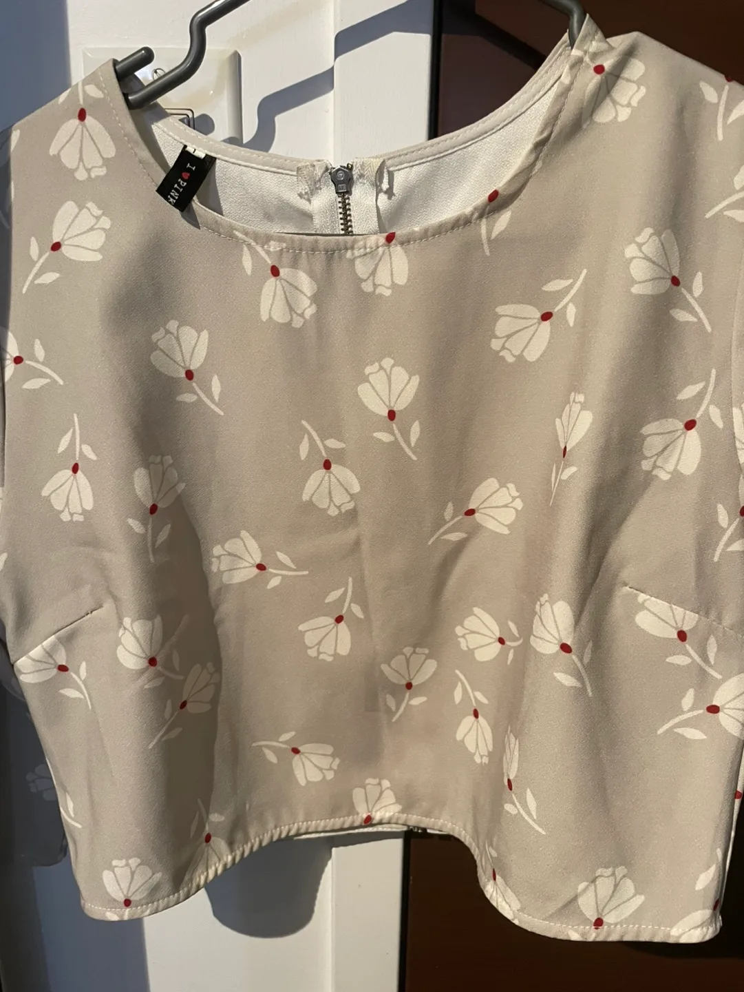 I.Pink Floral Crop Top image indicator(4)