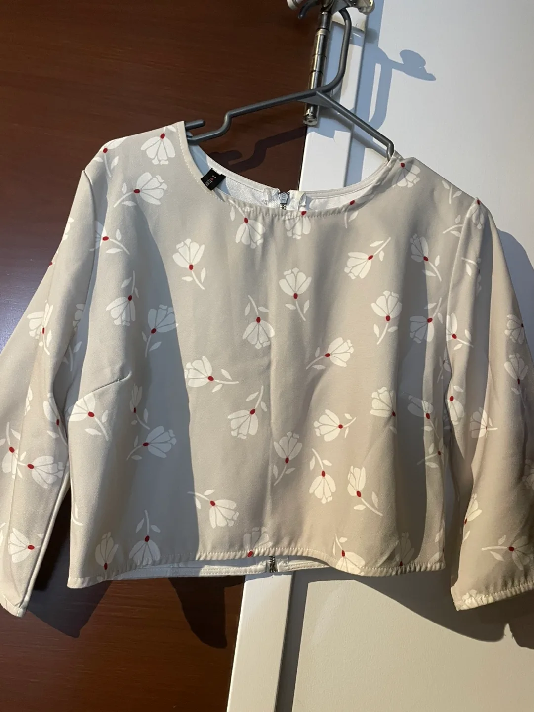 I.Pink Floral Crop Top image indicator(2)