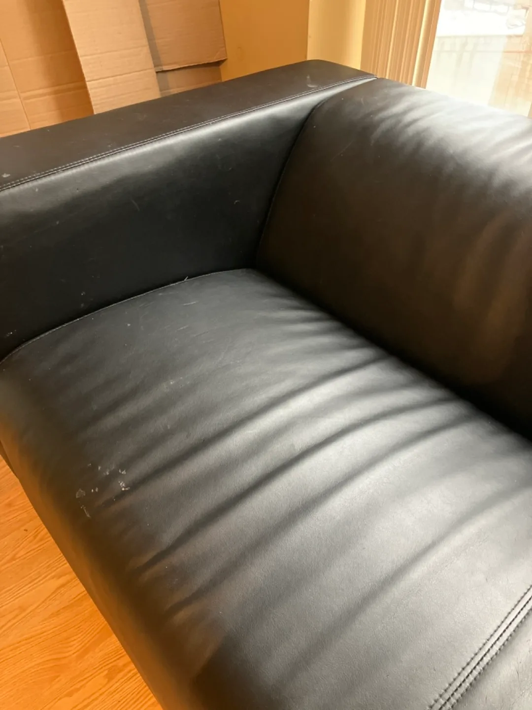 Black PU Leather Sofa image indicator(3)