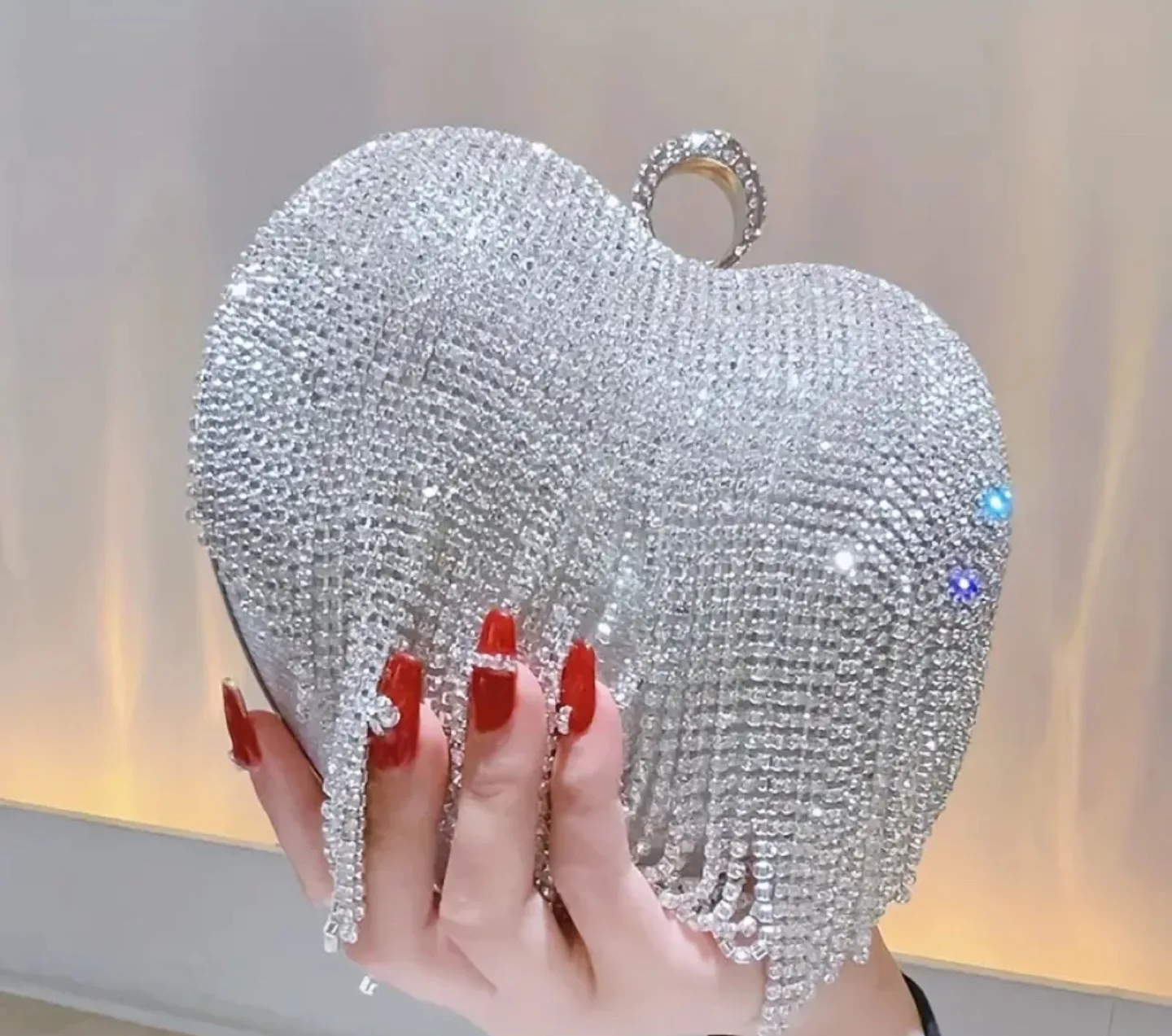 Heart-Shaped Rhinestone Evening Bag image indicator(2)