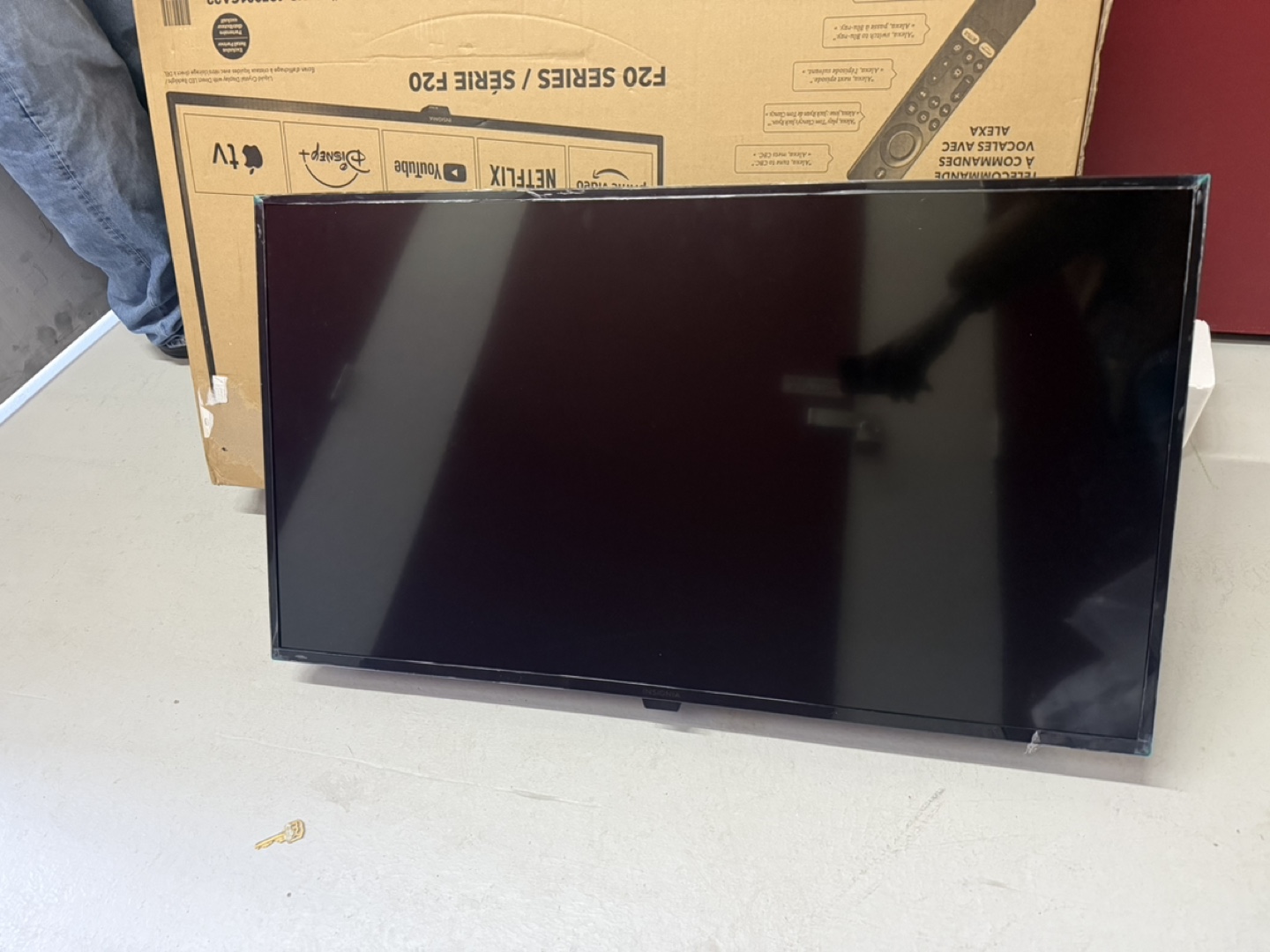 42inch smart tv - photo 2
