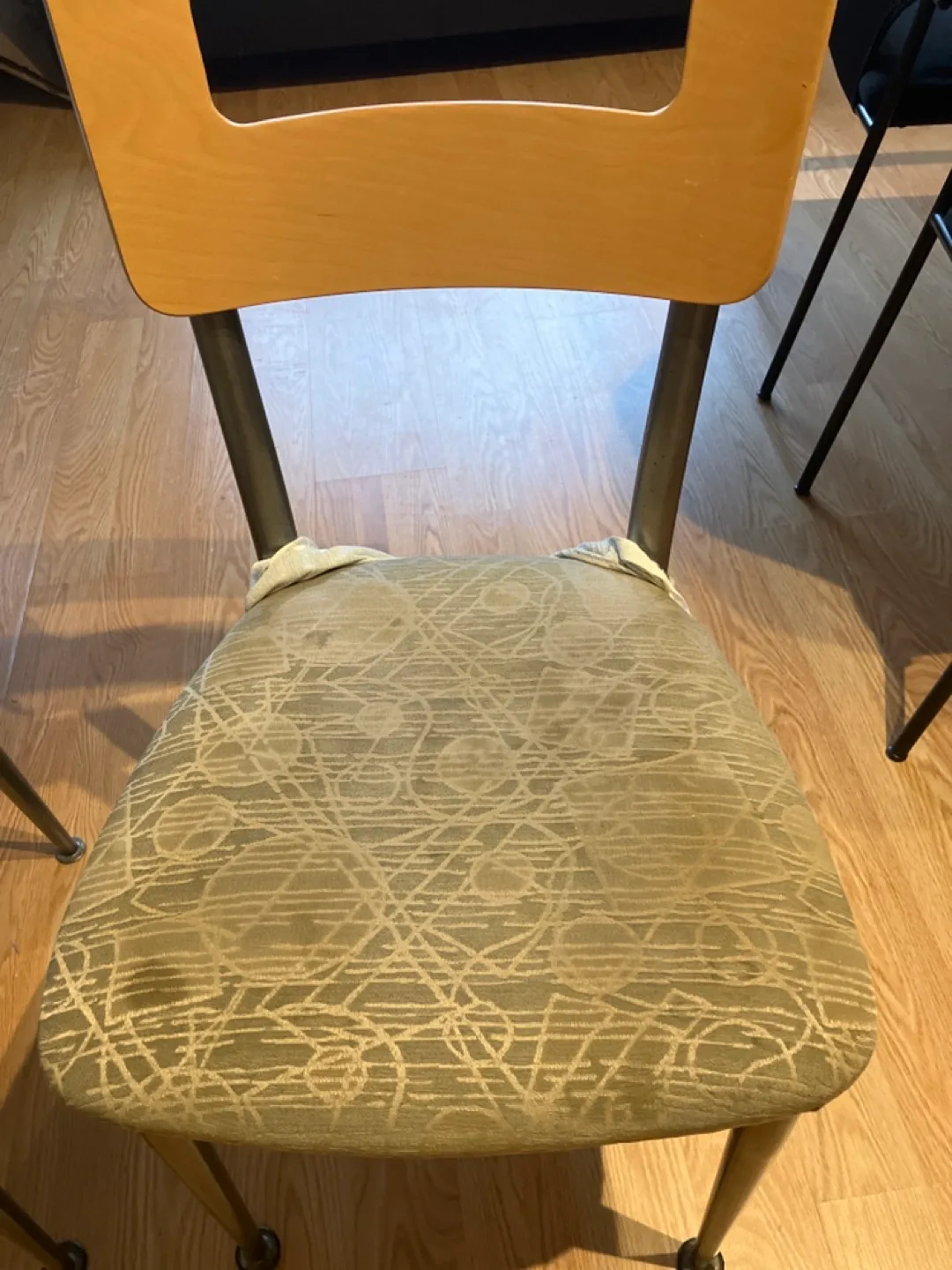 Set of Four Dining Chairs image indicator(2)