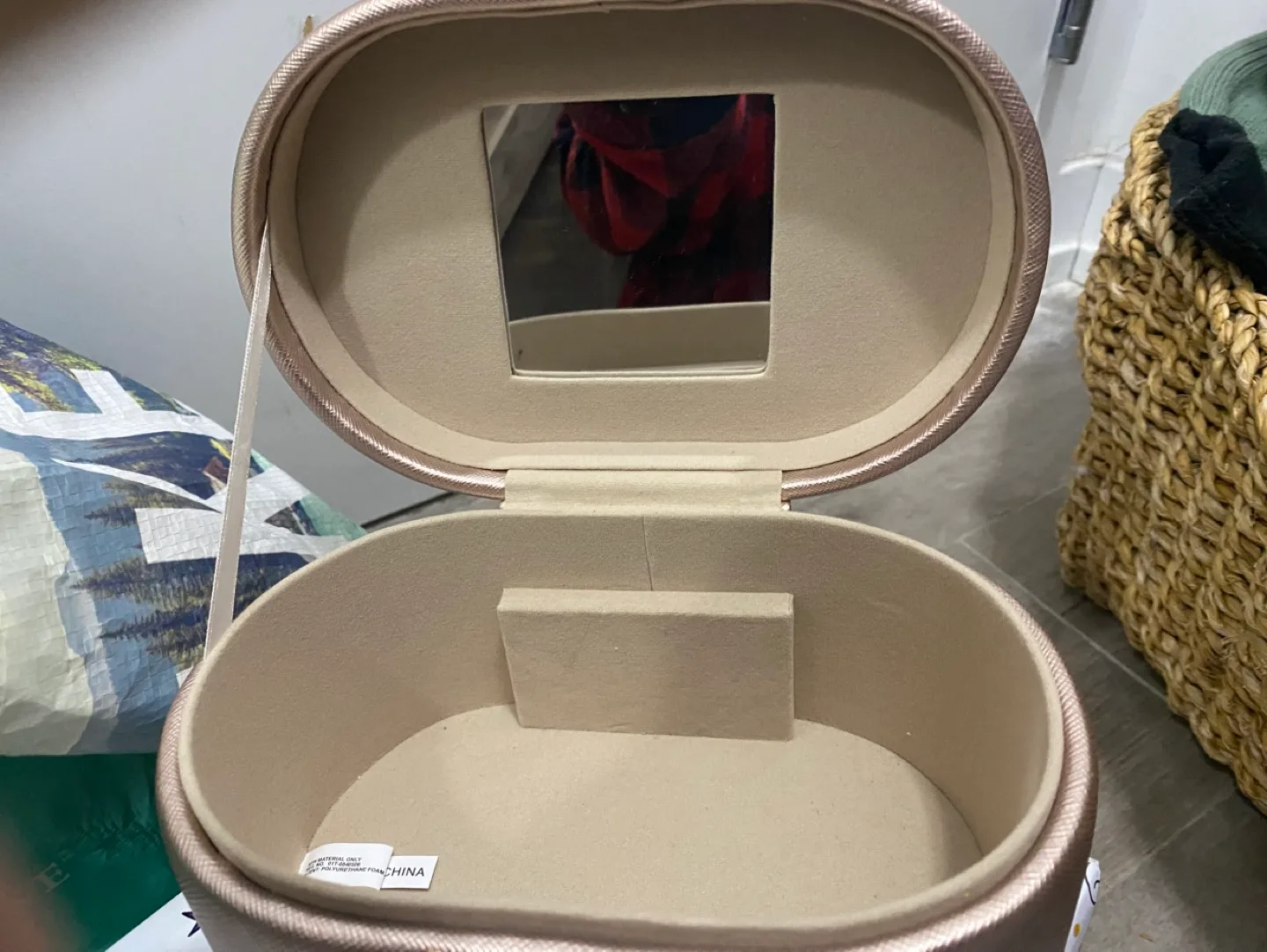 Rose Gold Jewellery Box with Mirror image indicator(3)