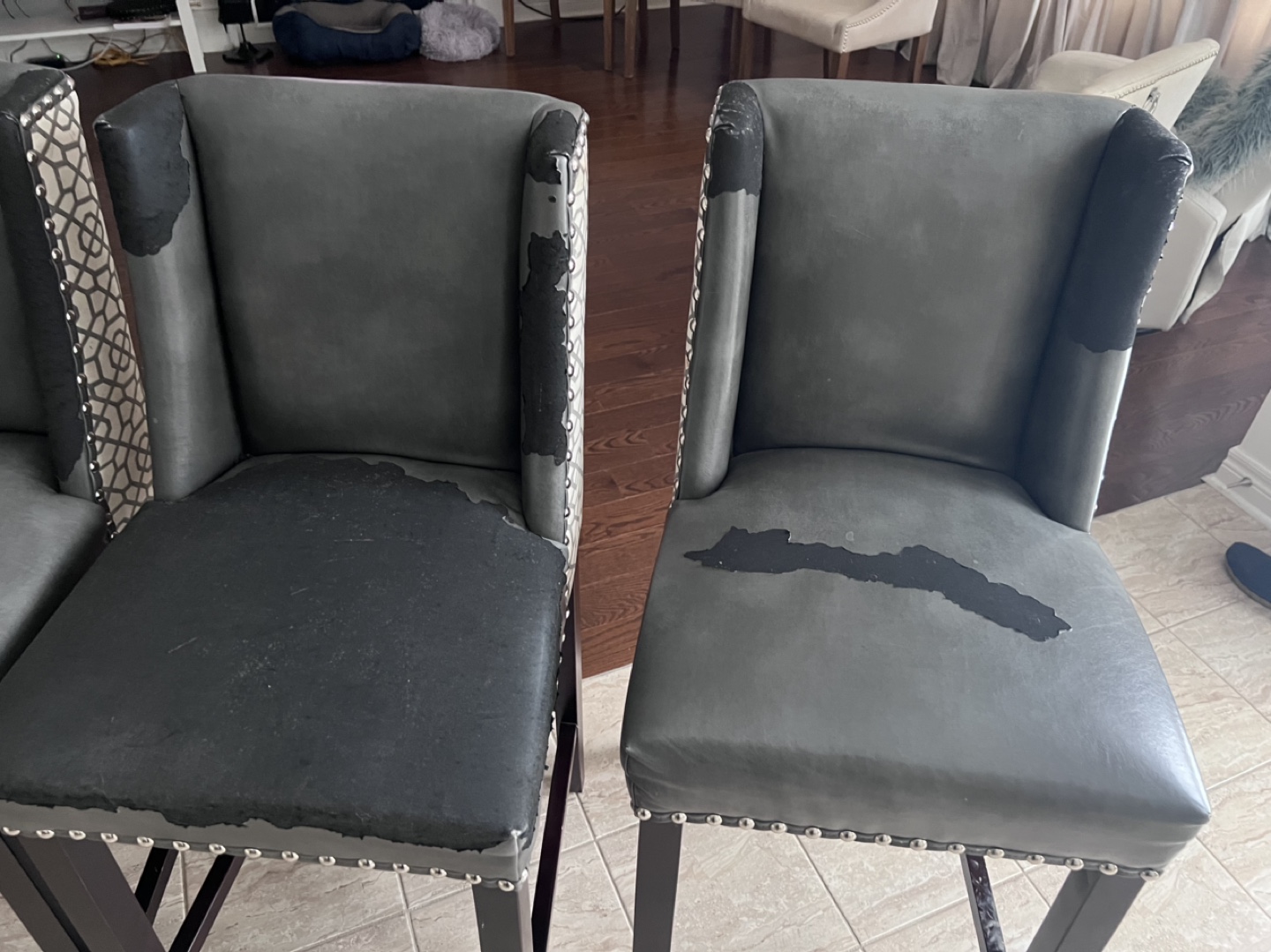 Free!!Four Grey and Black Bar Stools
