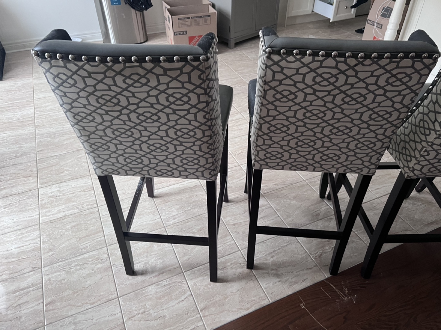 Free!!Four Grey and Black Bar Stools - photo 5
