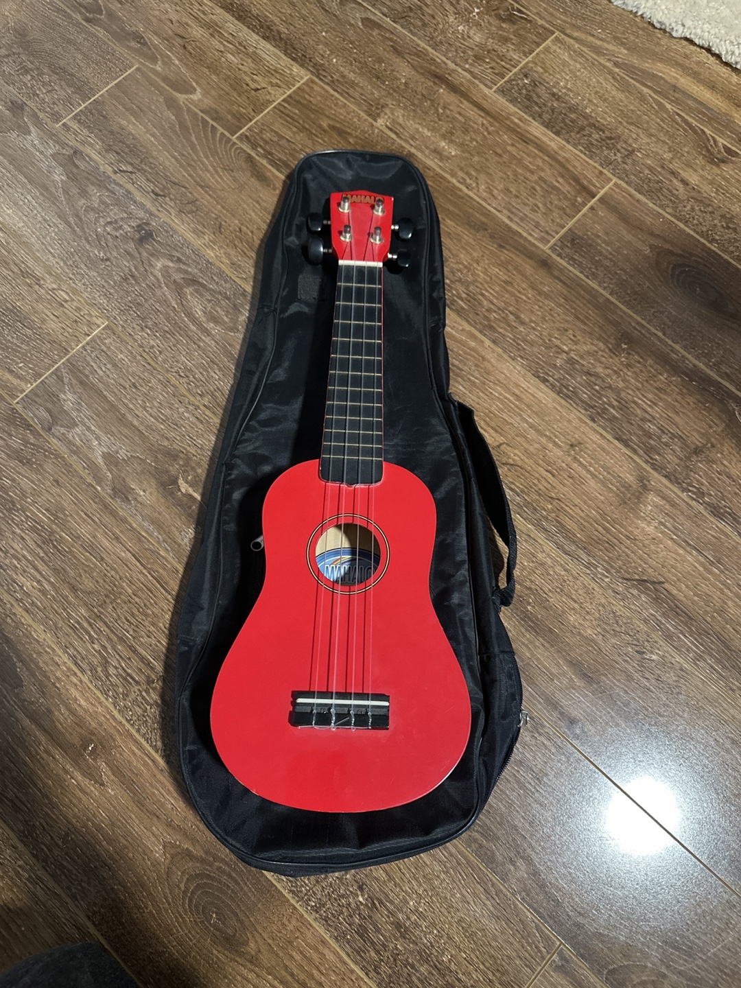 Mahalo Ukulele - Red Soprano Ukulele with Gig Bag
