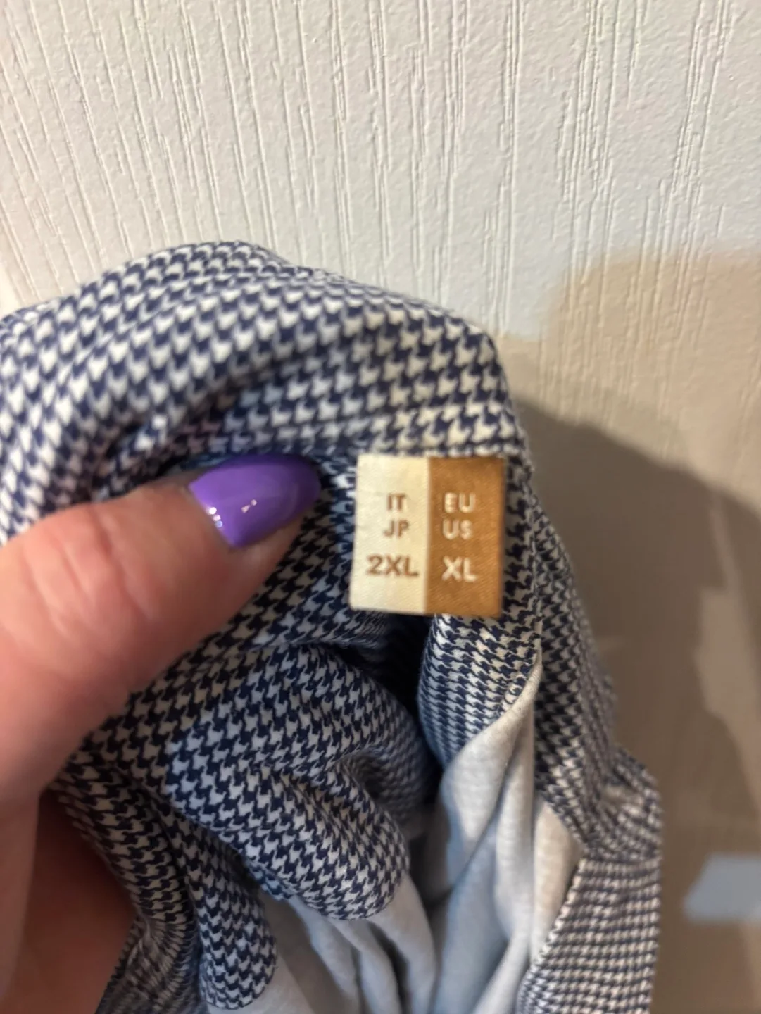 Altea Milano Men's XL Houndstooth Button-Down Shirt image indicator(3)