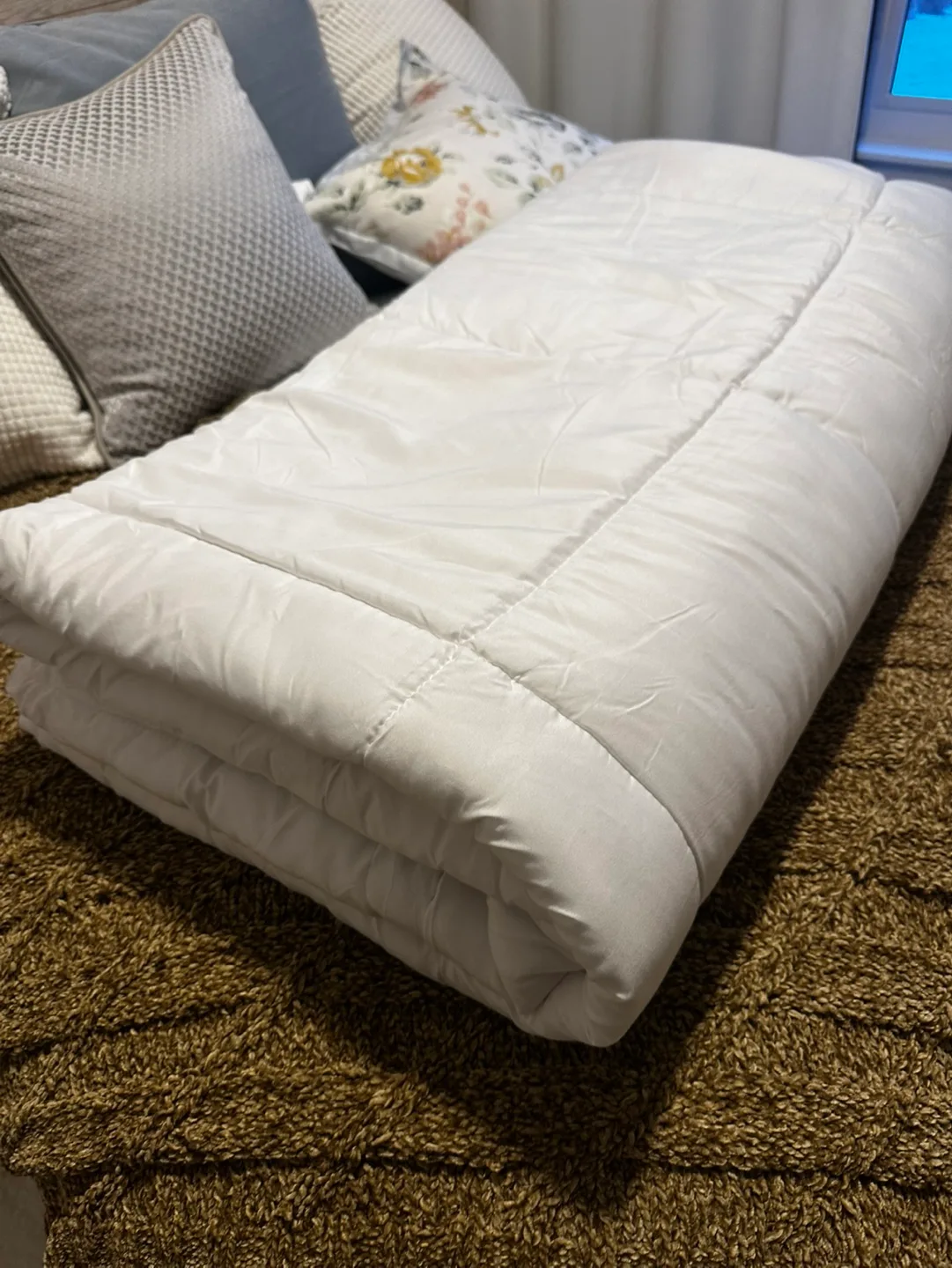 White clean Queen Duvet
