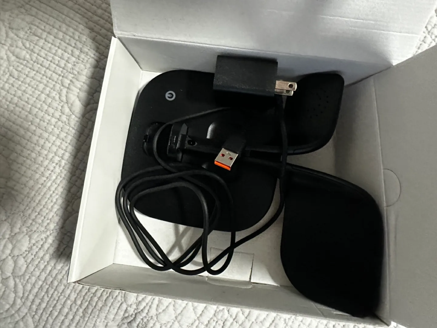 5 in 1 Wireless Charging Station - Brand New image indicator(3)