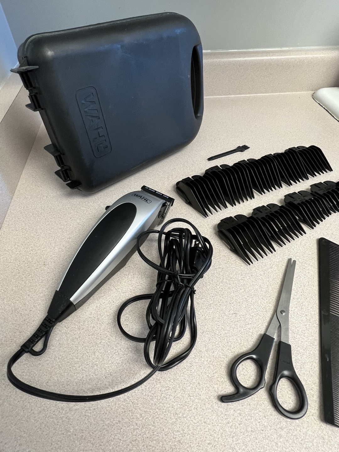 Wahl Hair Clipper Set with Case & Accessories - photo 3