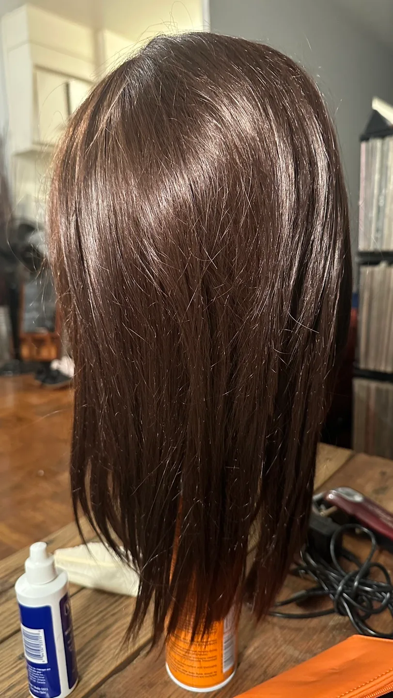 Mannequin head with long brown hair and beard thumbnail