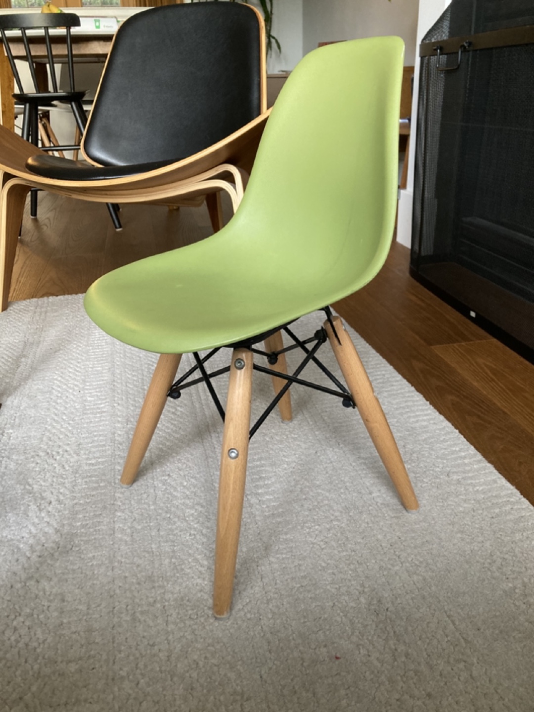 Kids' Eames-style Chair - Light Green