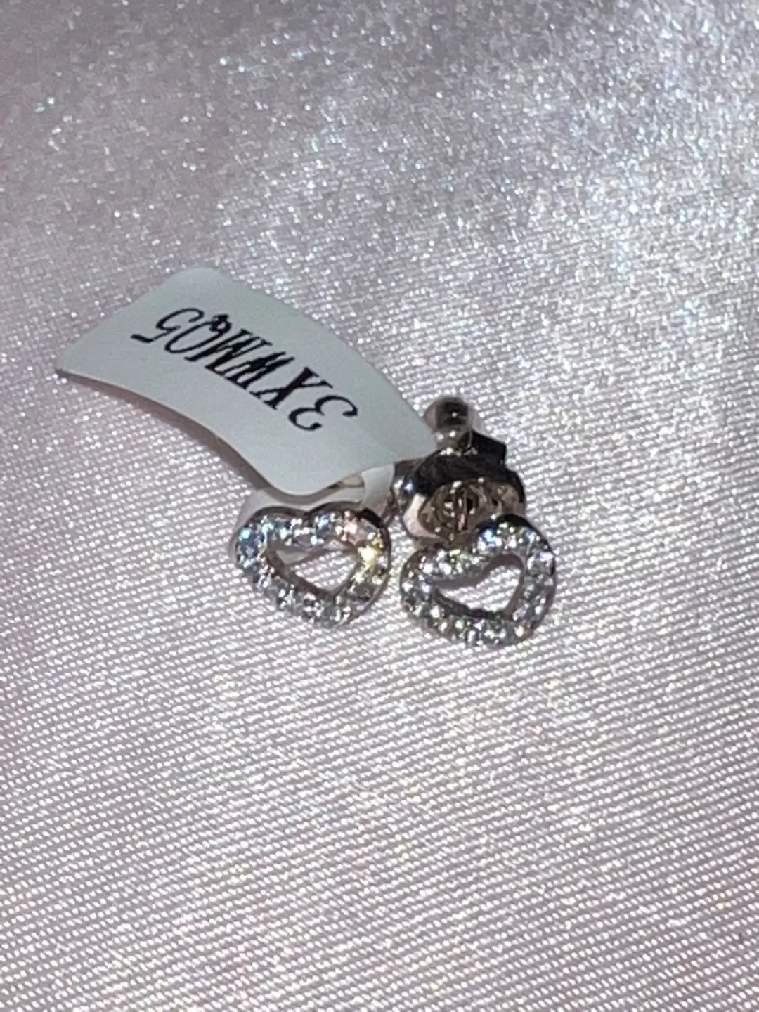 Silver Heart Stud Earrings image indicator(2)