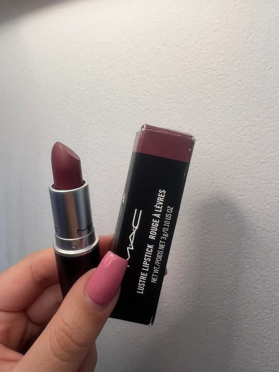 MAC Lustre Lipstick in 501 Capricious image indicator(4)