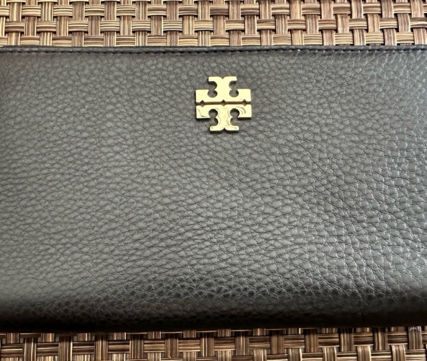 Tory Burch Black Leather Zip Around Wallet