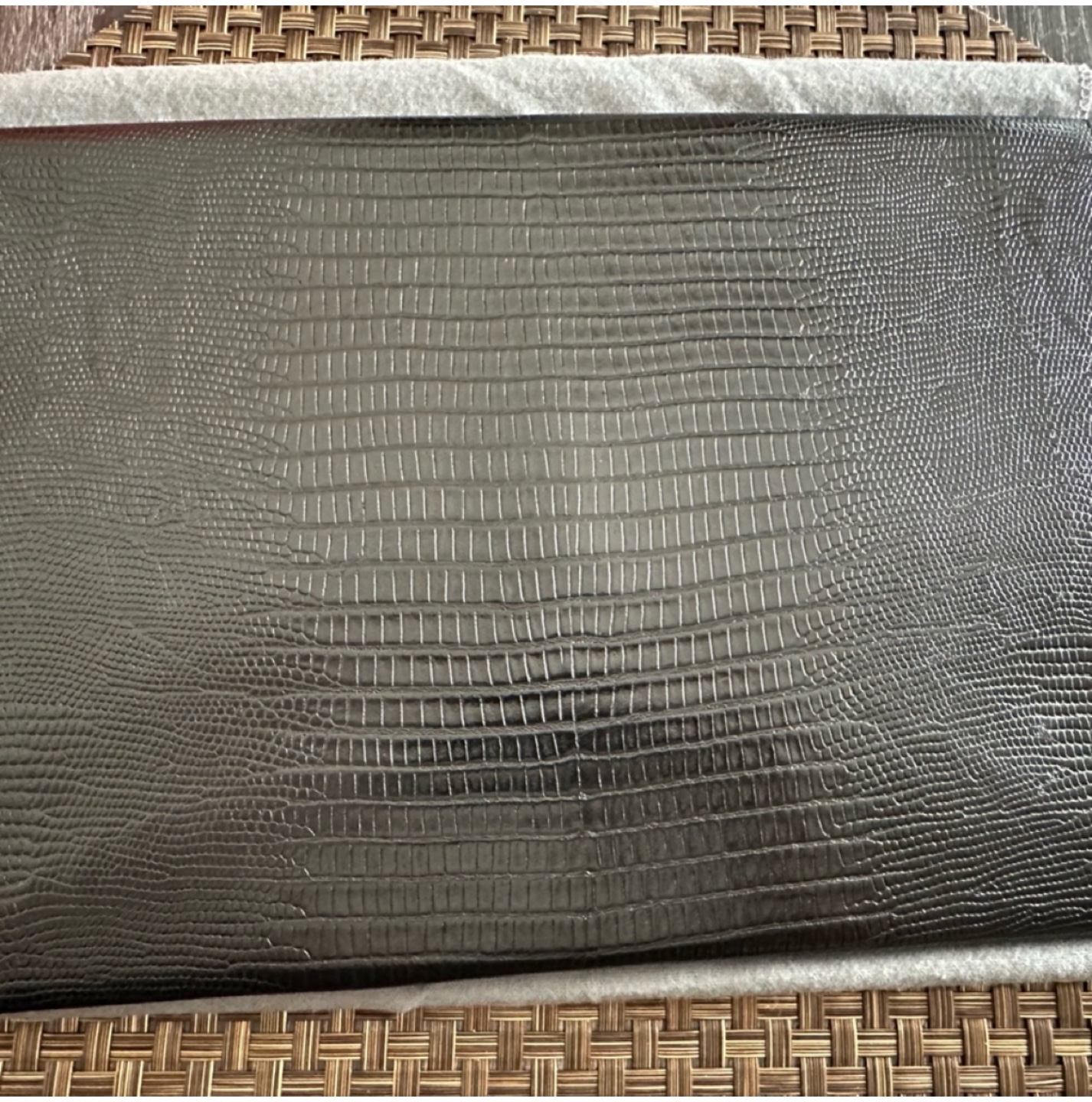 Alexander McQueen Black Crocodile-Embossed Clutch - photo 2