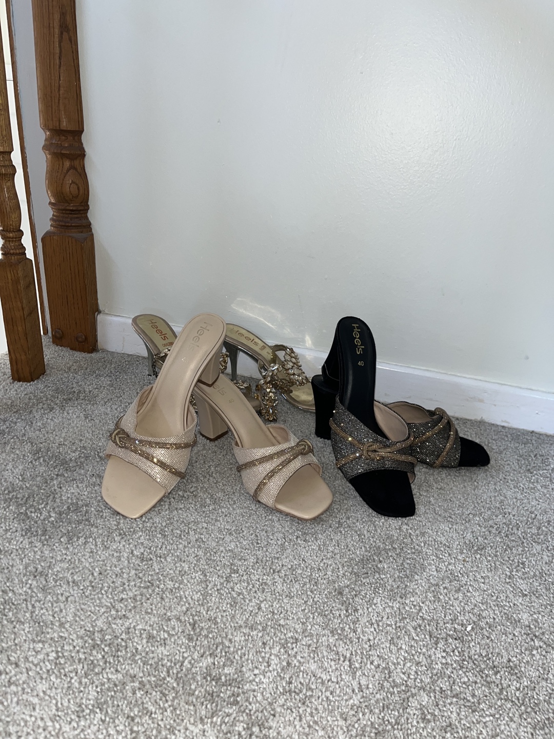Size 9 heels - photo 2
