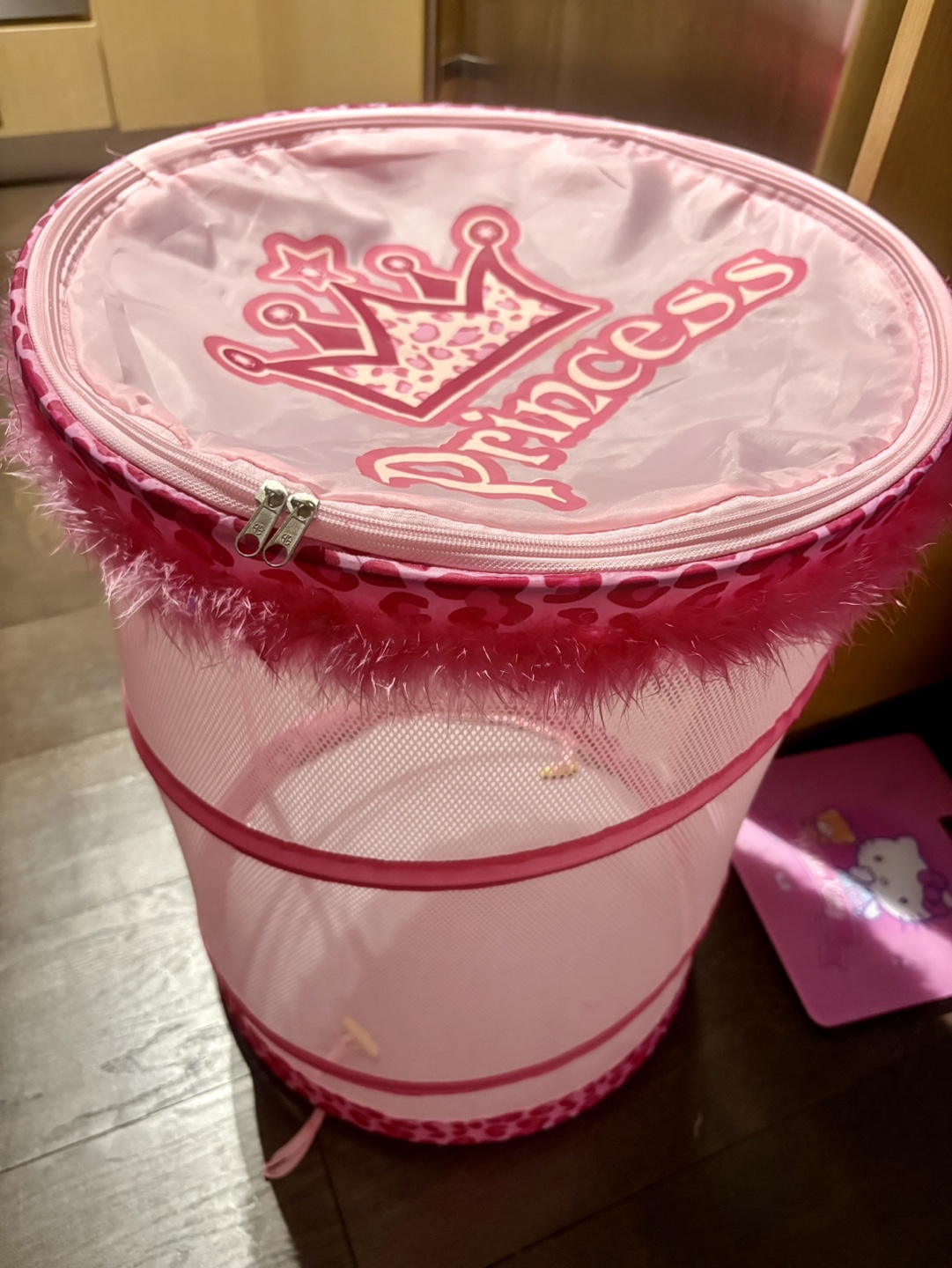 Pink Princess collapsible laundry basket