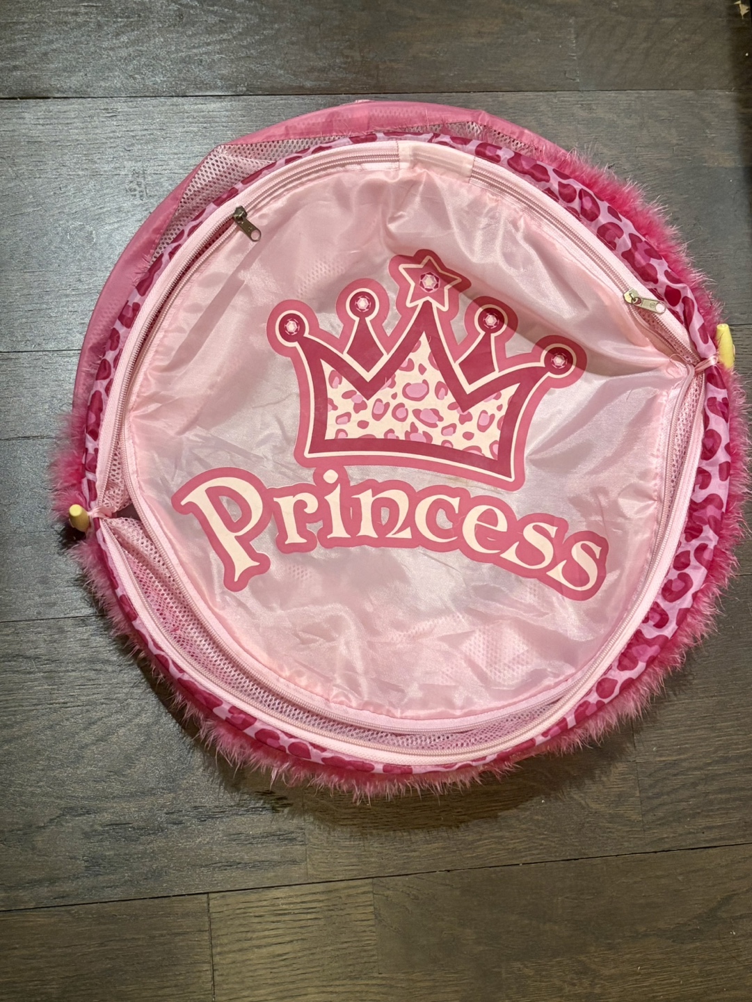 Pink Princess collapsible laundry basket - photo 3