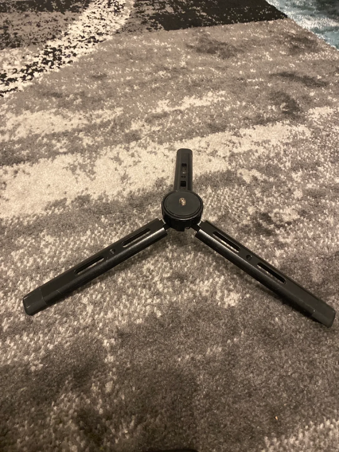 Mini Tripod Stand for Phone or Camera image indicator(2)