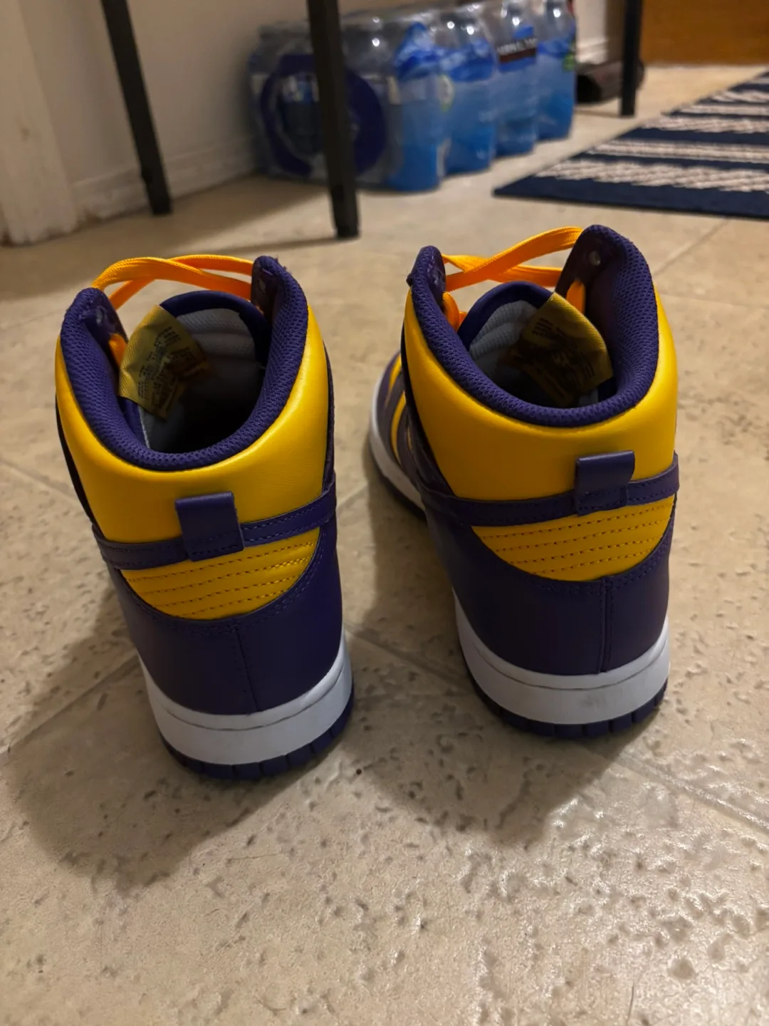 Nike dunk High Lakers (2022) image indicator(4)