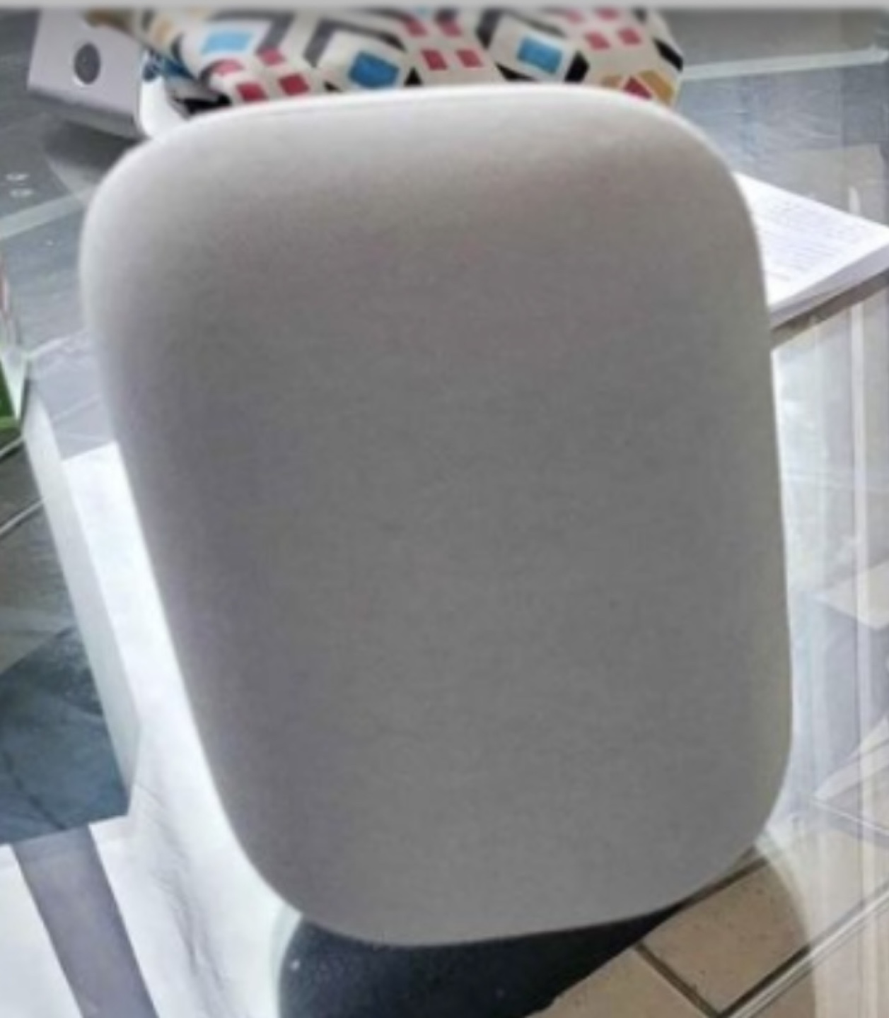 Google Nest Audio Smart Speaker - Light Grey - photo 2