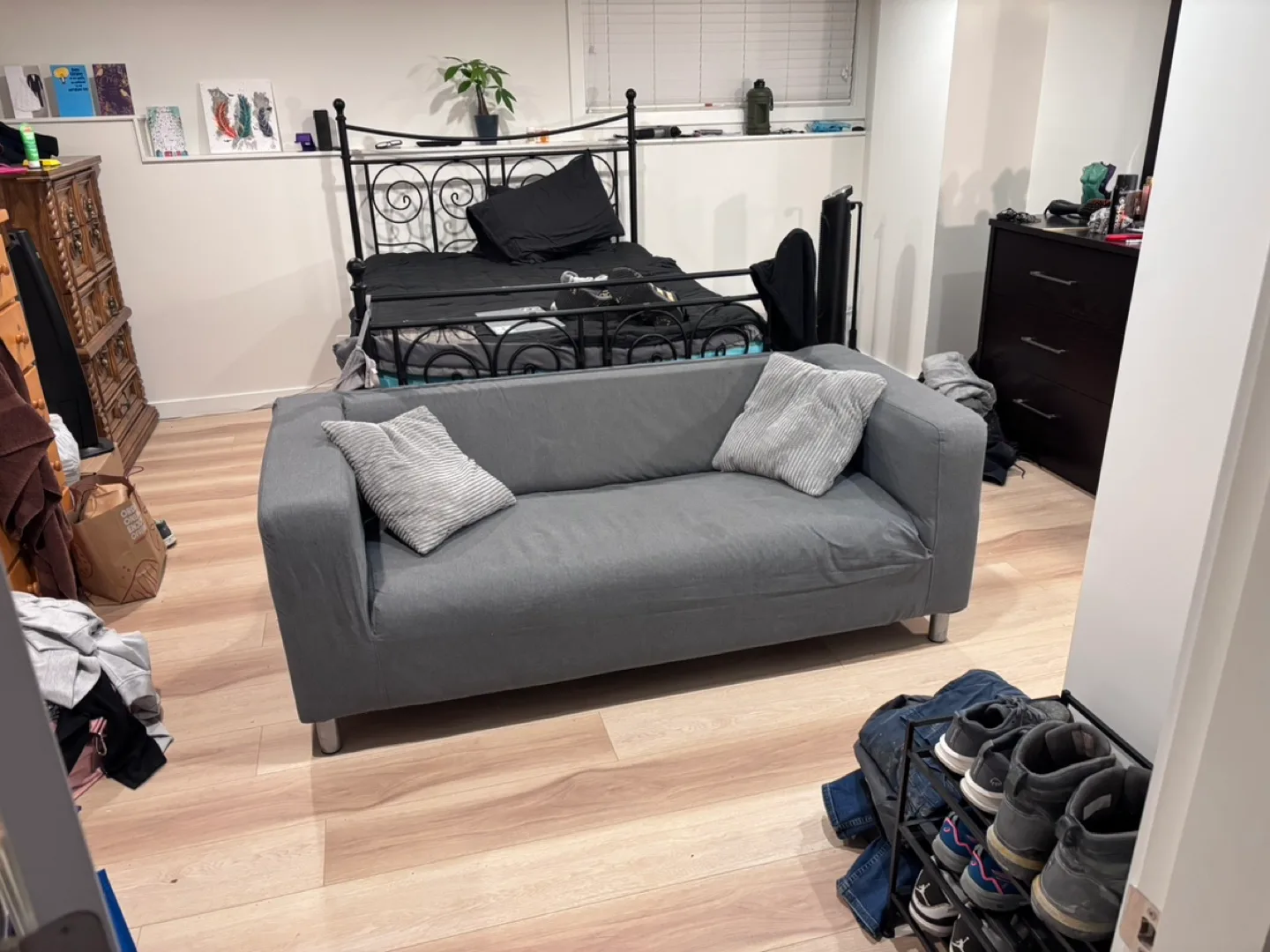 IKEA KLIPPAN LOVESEAT - Vissle Gray image indicator(2)