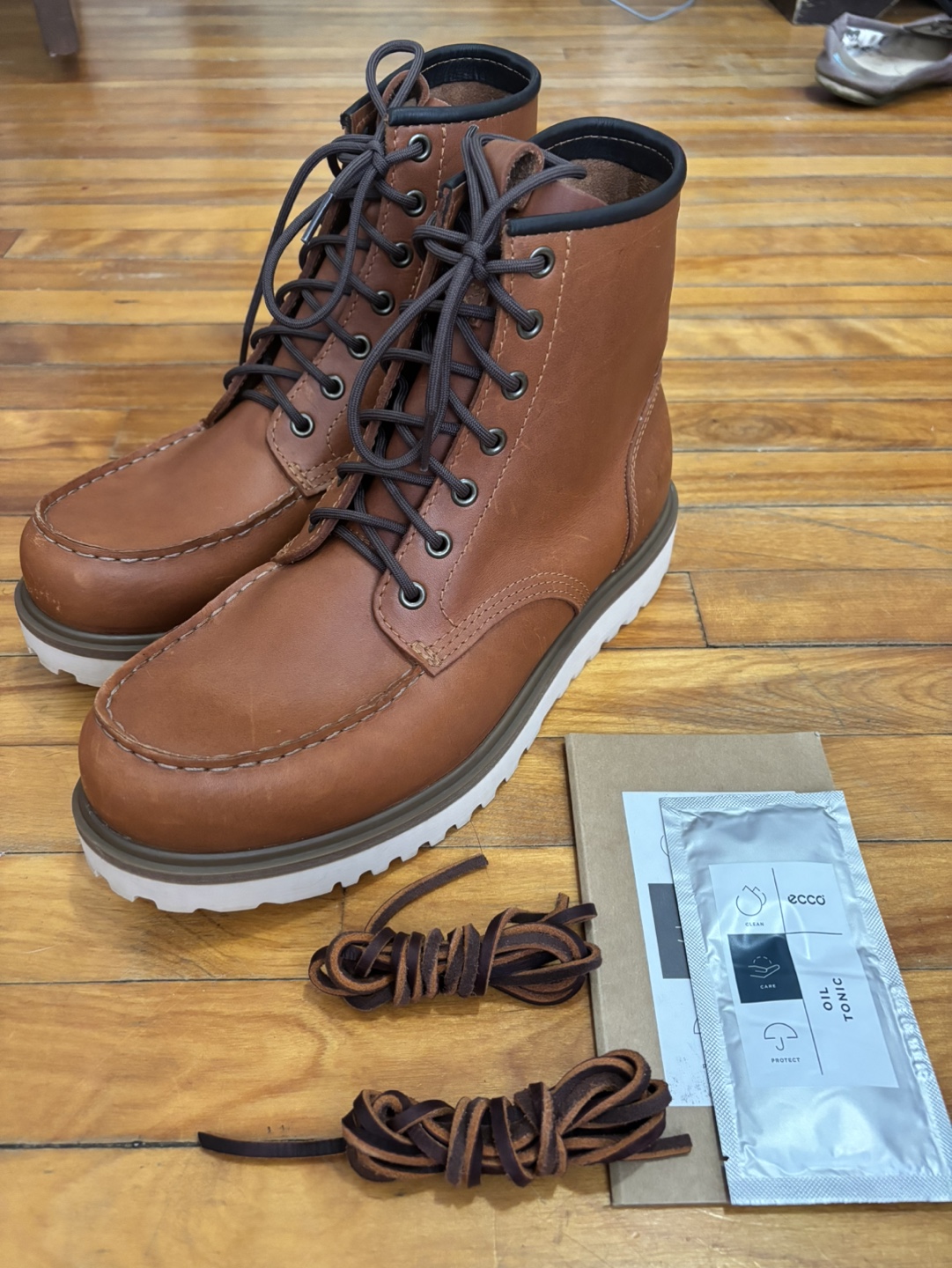 ECCO Stacker Men's Brown Leather Boots