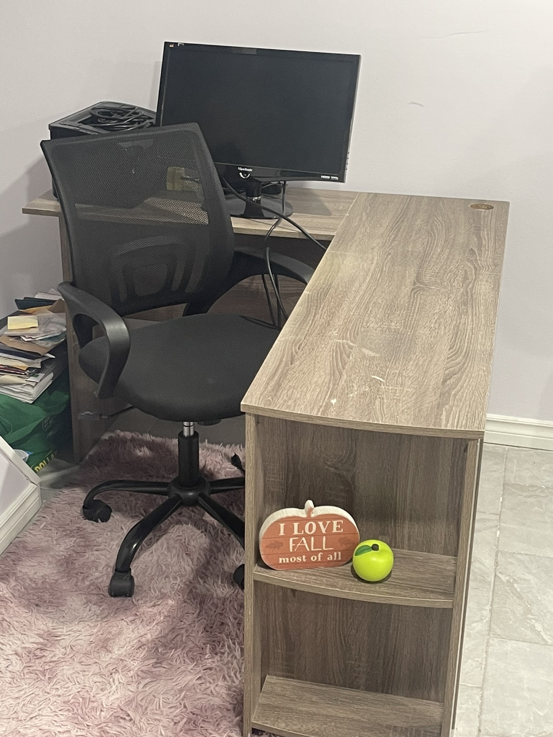 Corner Computer Desk with Shelf